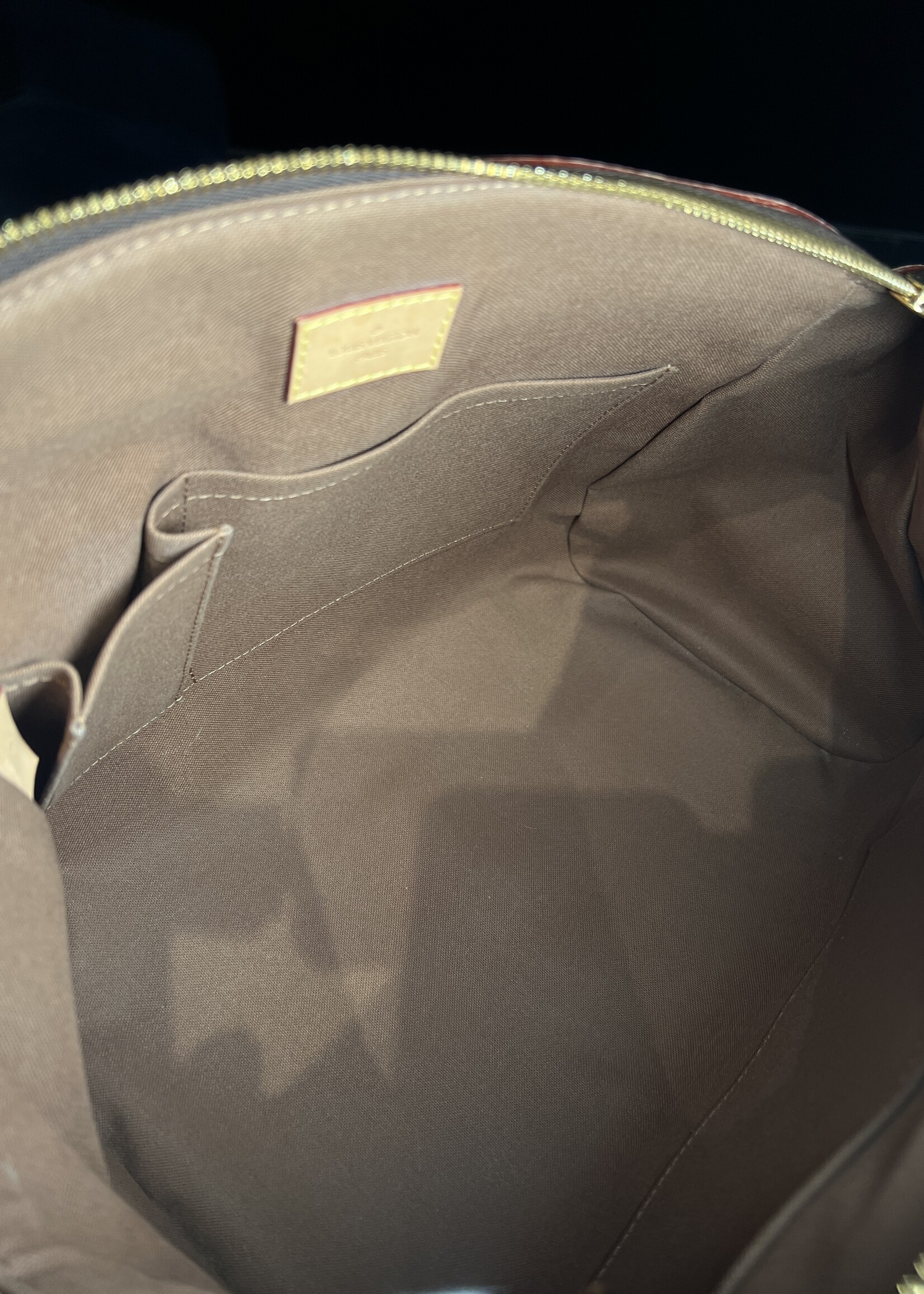 Louis Vuitton Louis Vuitton Tivoli