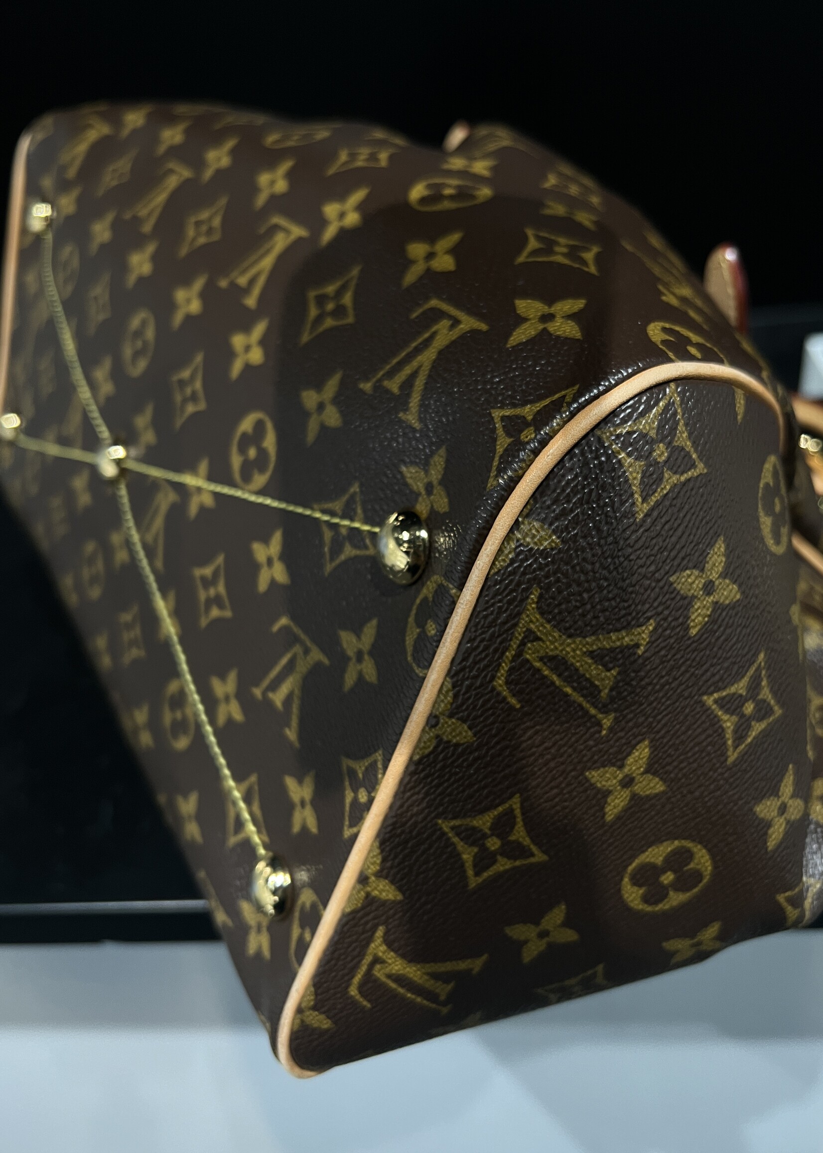 Louis Vuitton Louis Vuitton Tivoli