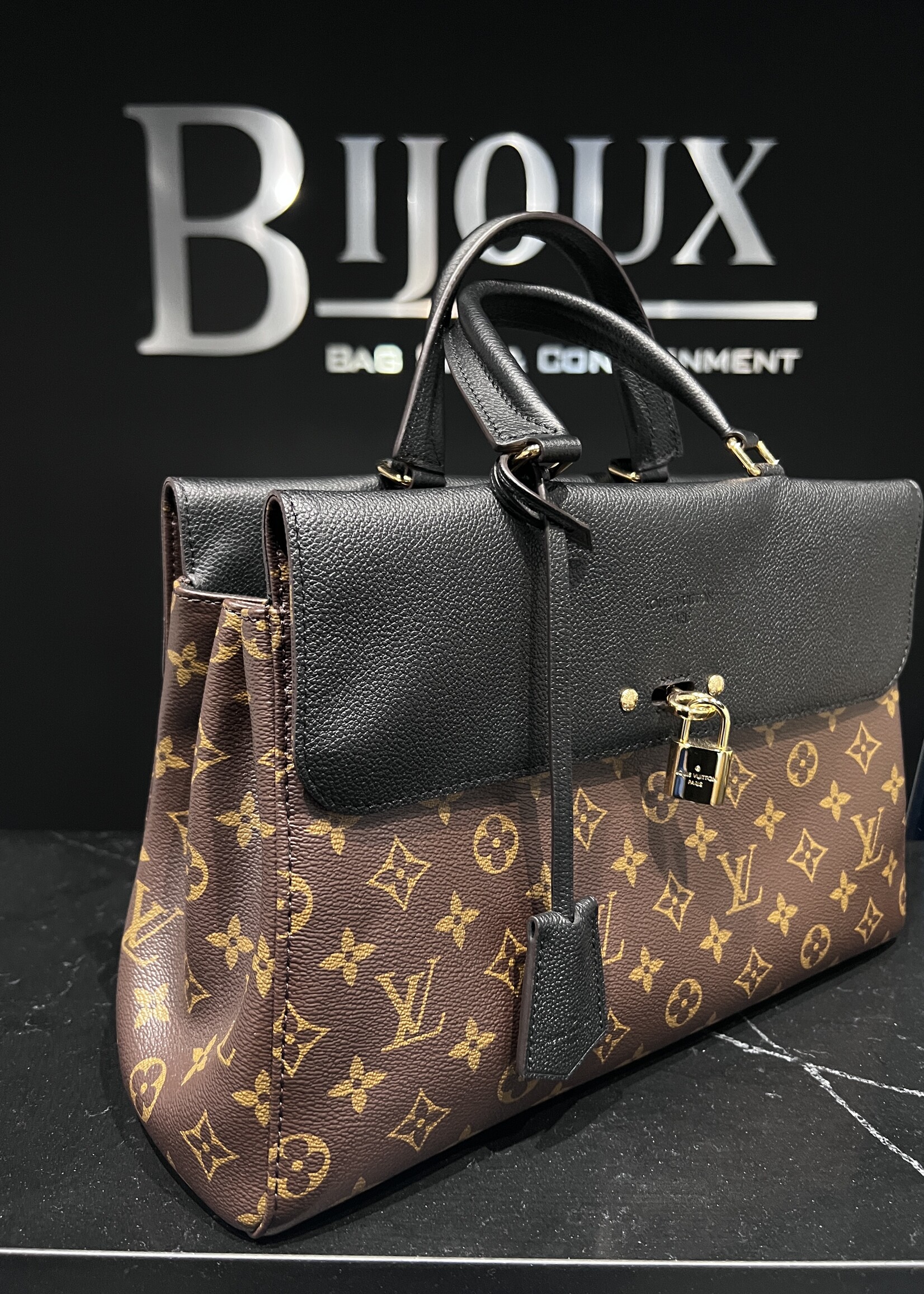 Louis Vuitton Louis Vuitton Venus Monogram