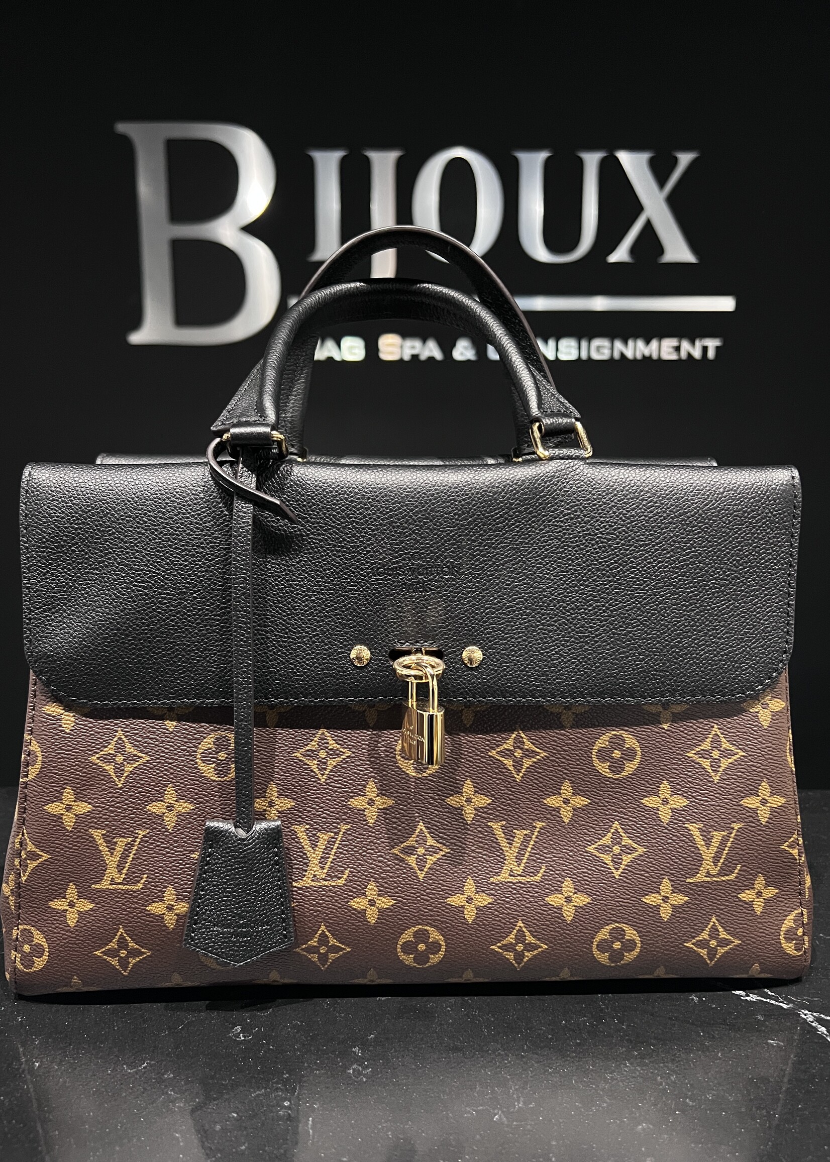 Louis Vuitton Louis Vuitton Venus Monogram