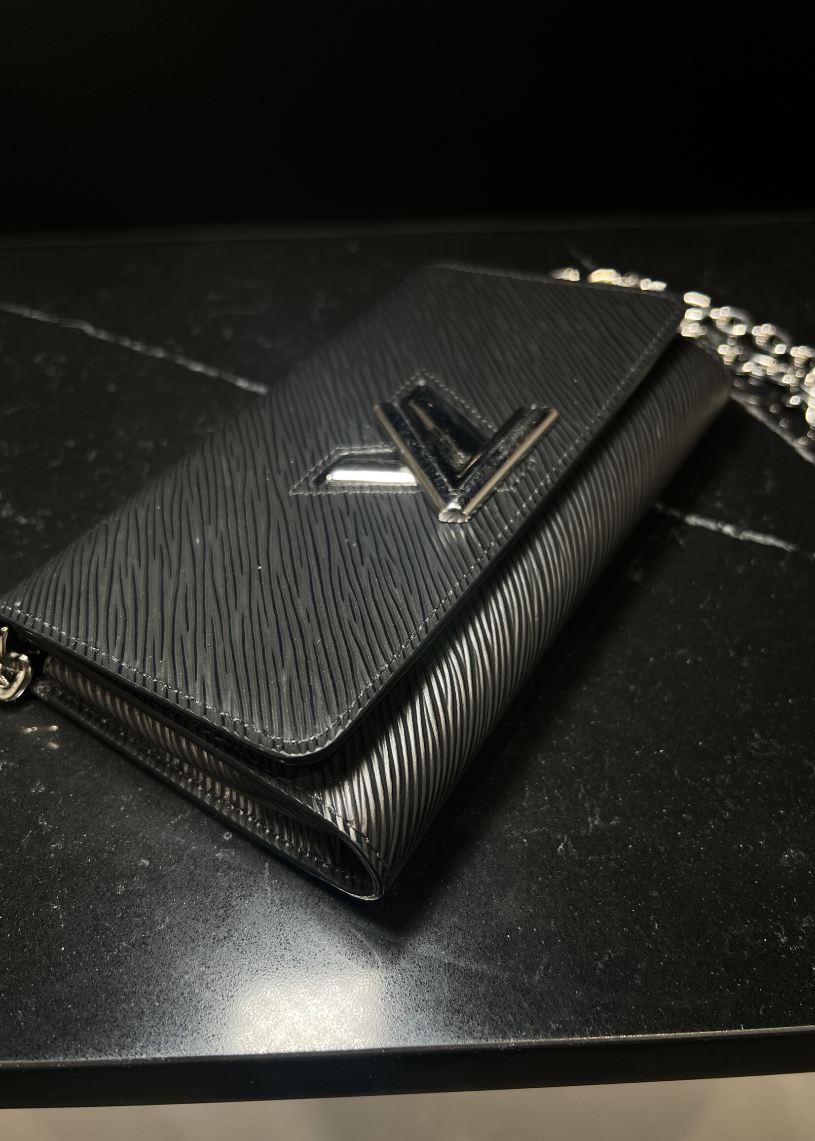 Louis Vuitton Louis Vuitton Twist Epi Wallet on Chain