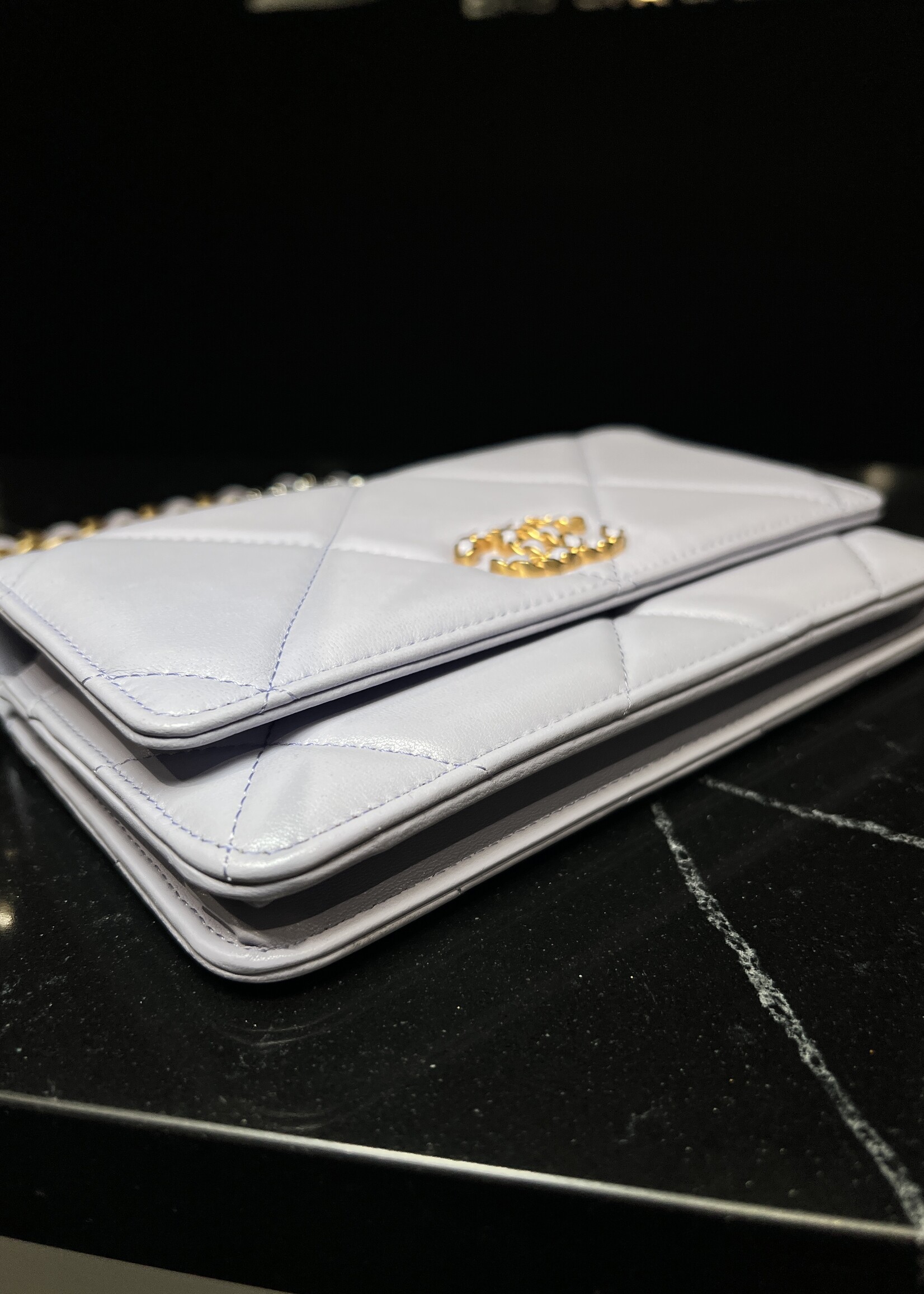 Chanel Chanel 19 Wallet on Chain Lilac