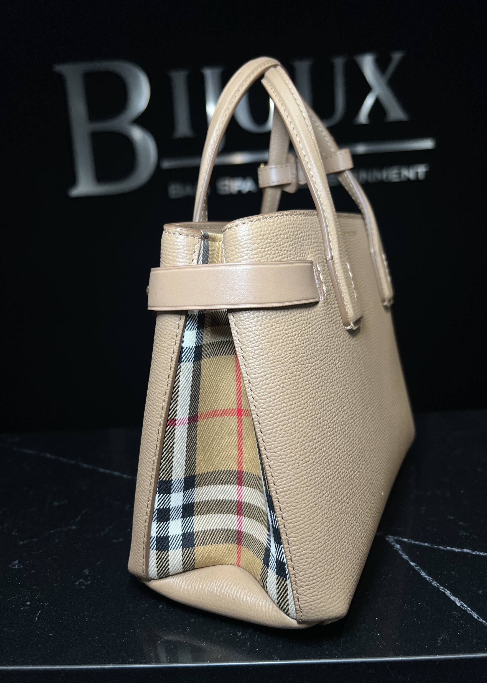 Burberry Burberry Small Beige Banner