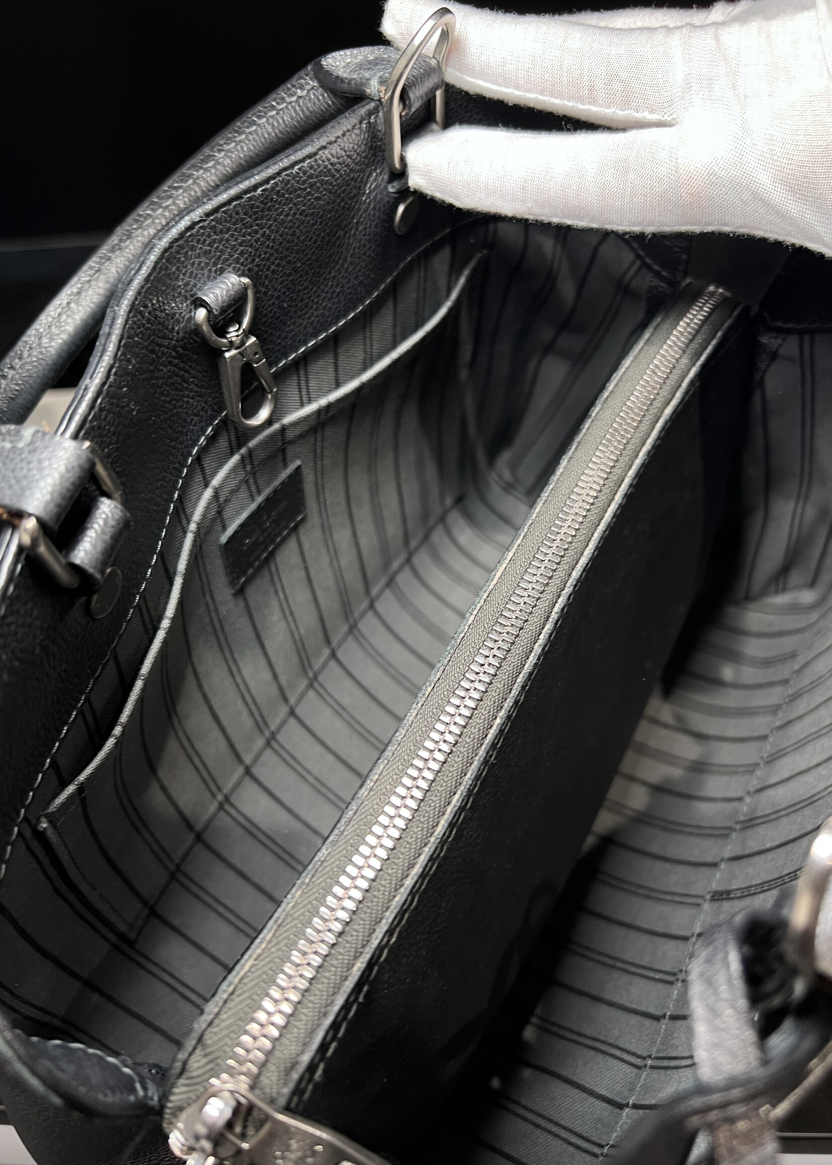 Louis Vuitton Louis Vuitton Montaigne MM Studded Black