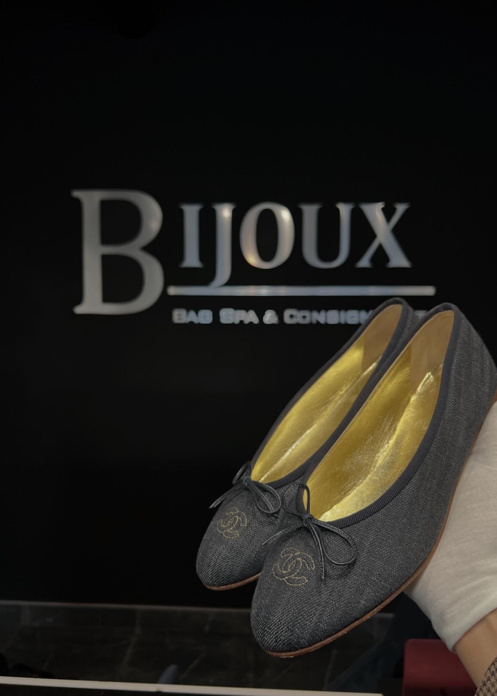 Chanel Chanel Blue Denim Ballet Flats 40