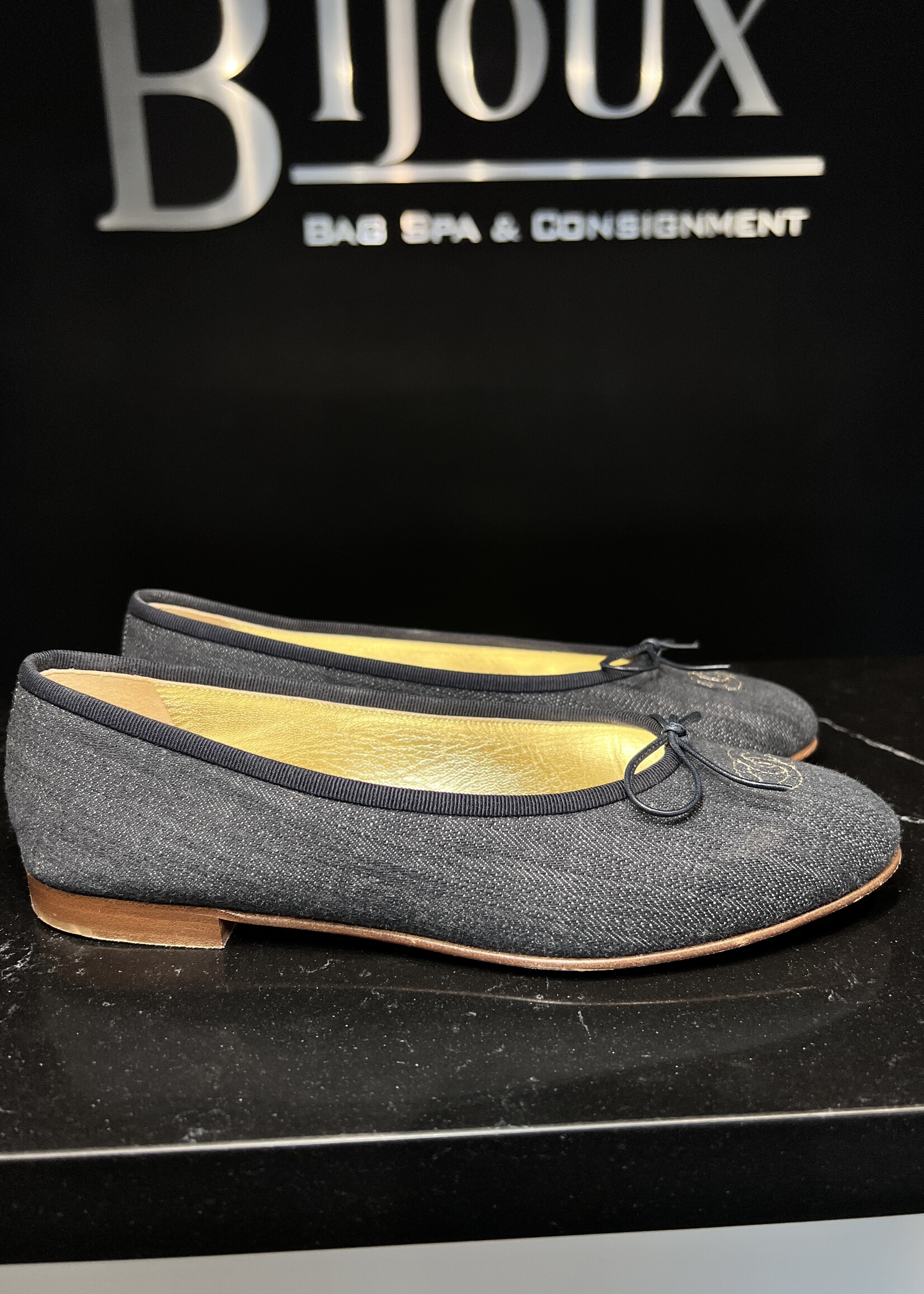 Chanel Chanel Blue Denim Ballet Flats 40