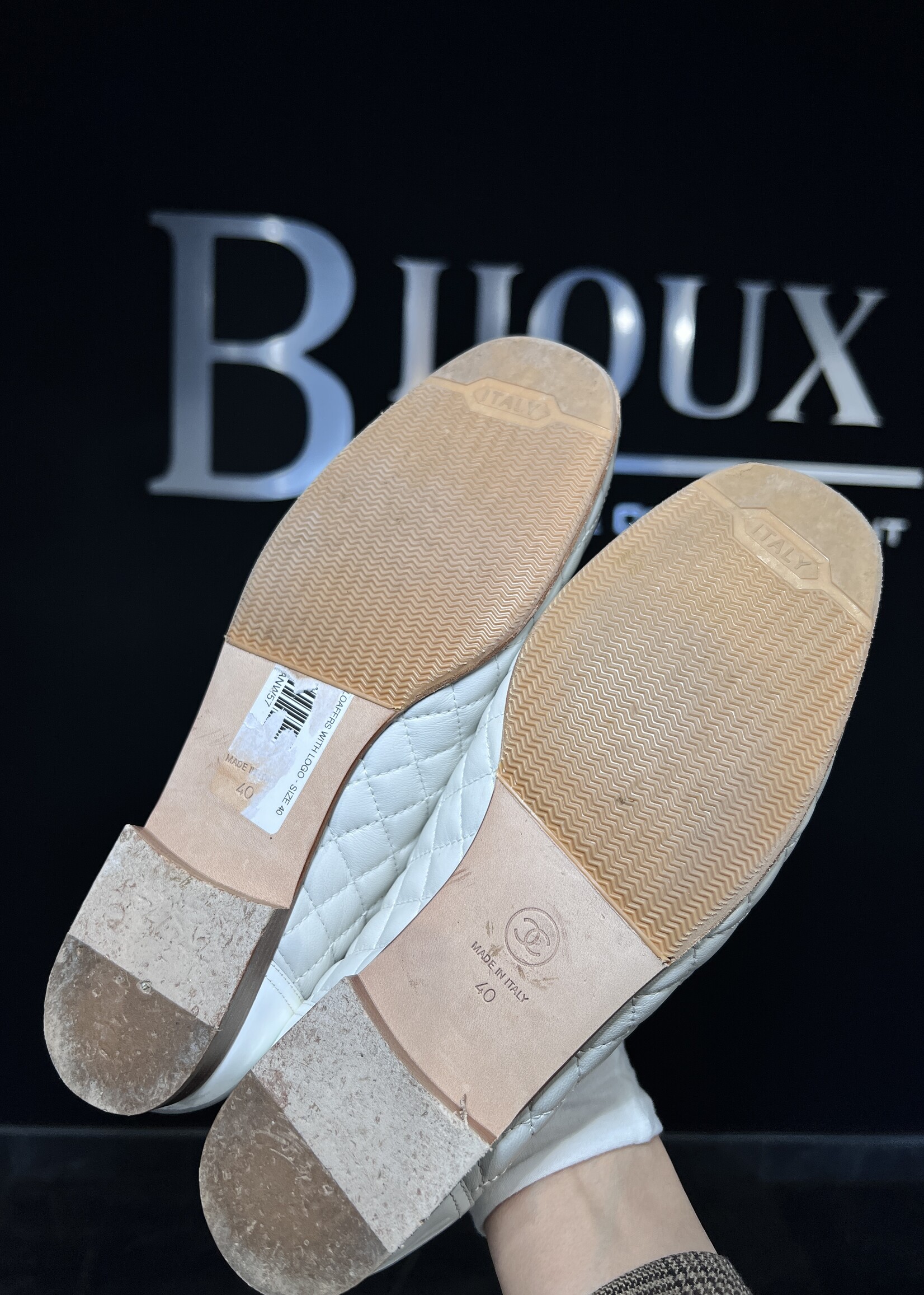 Chanel Chanel White Quilted Loafers 40