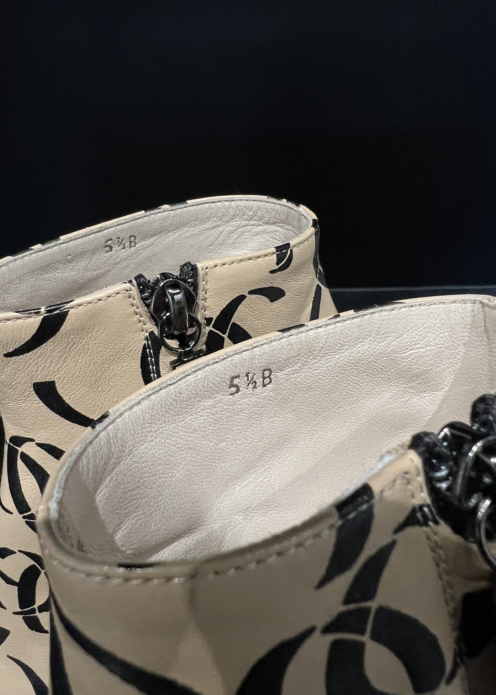 Chanel CC Vintage Boots 35.5