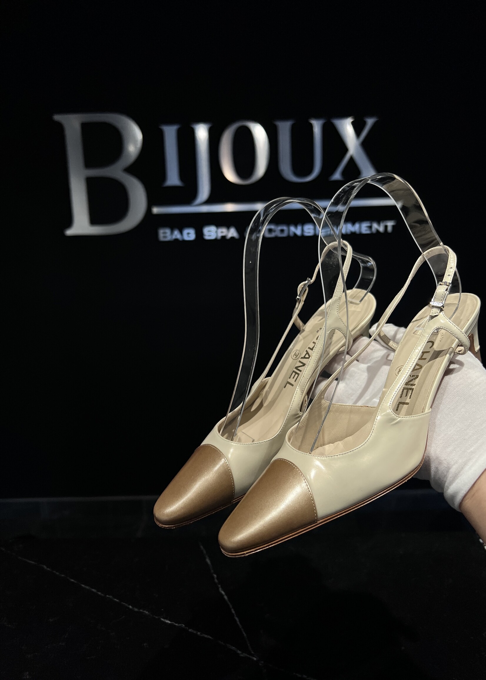 Chanel SOLD - Chanel Slingback Cream 36