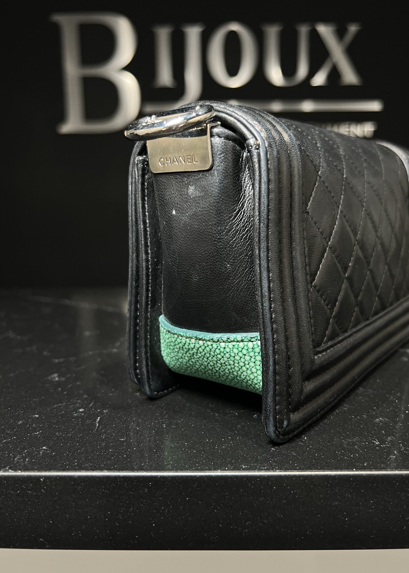 Chanel Chanel Ley Boy Metier D Art