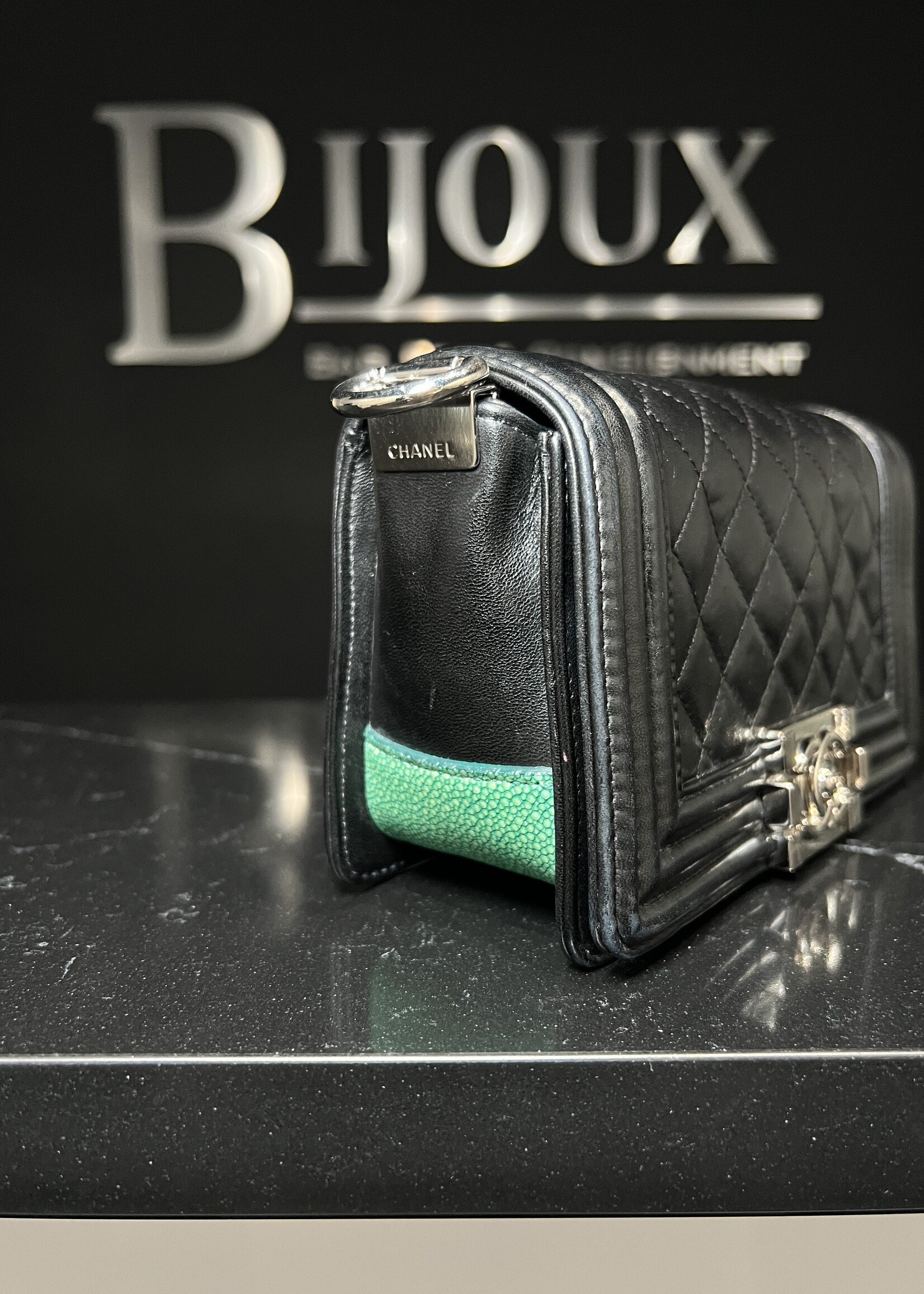 Chanel Chanel Ley Boy Metier D Art