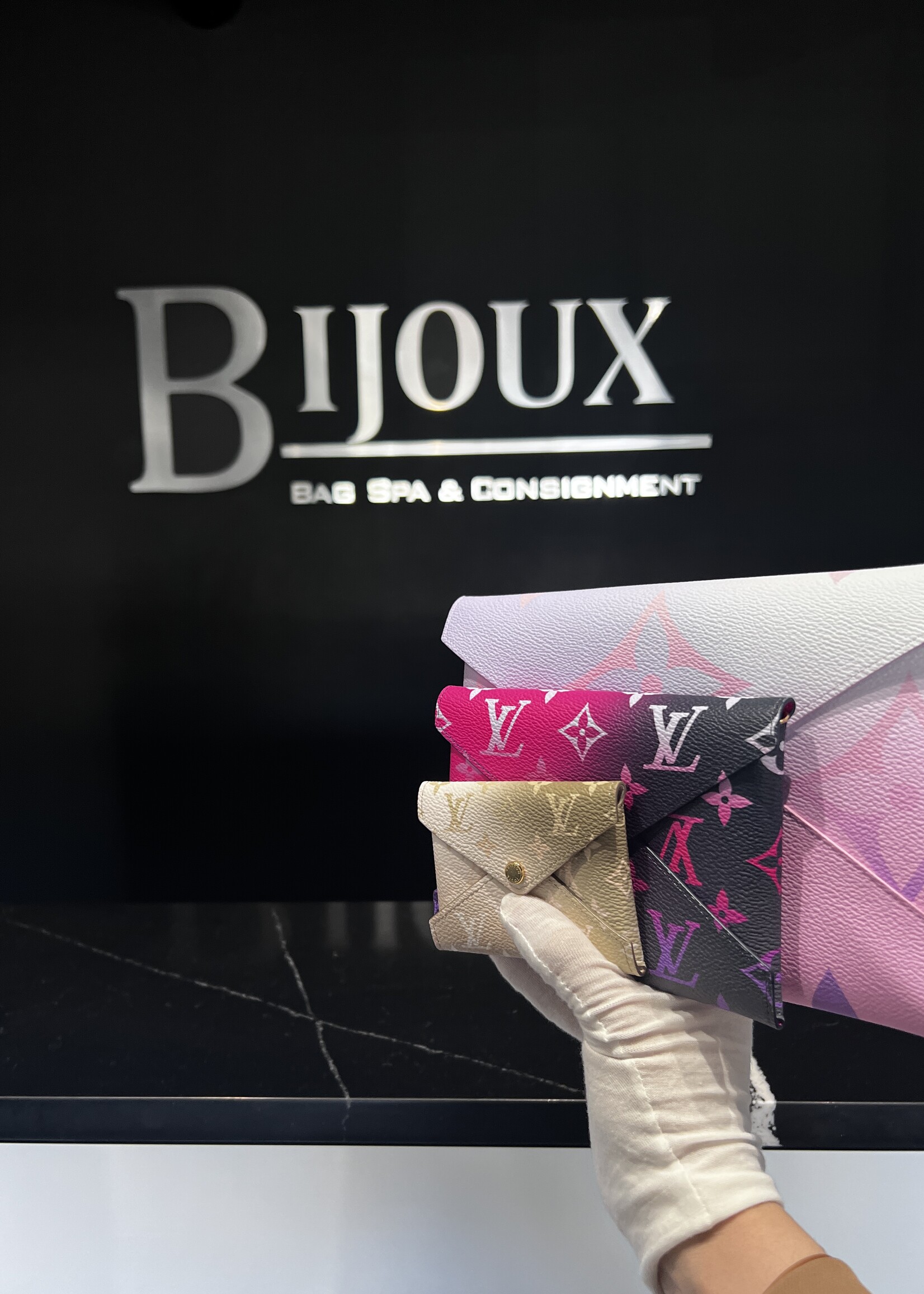 Louis Vuitton Louis Vuitton Kirigami Spring in the City Trio