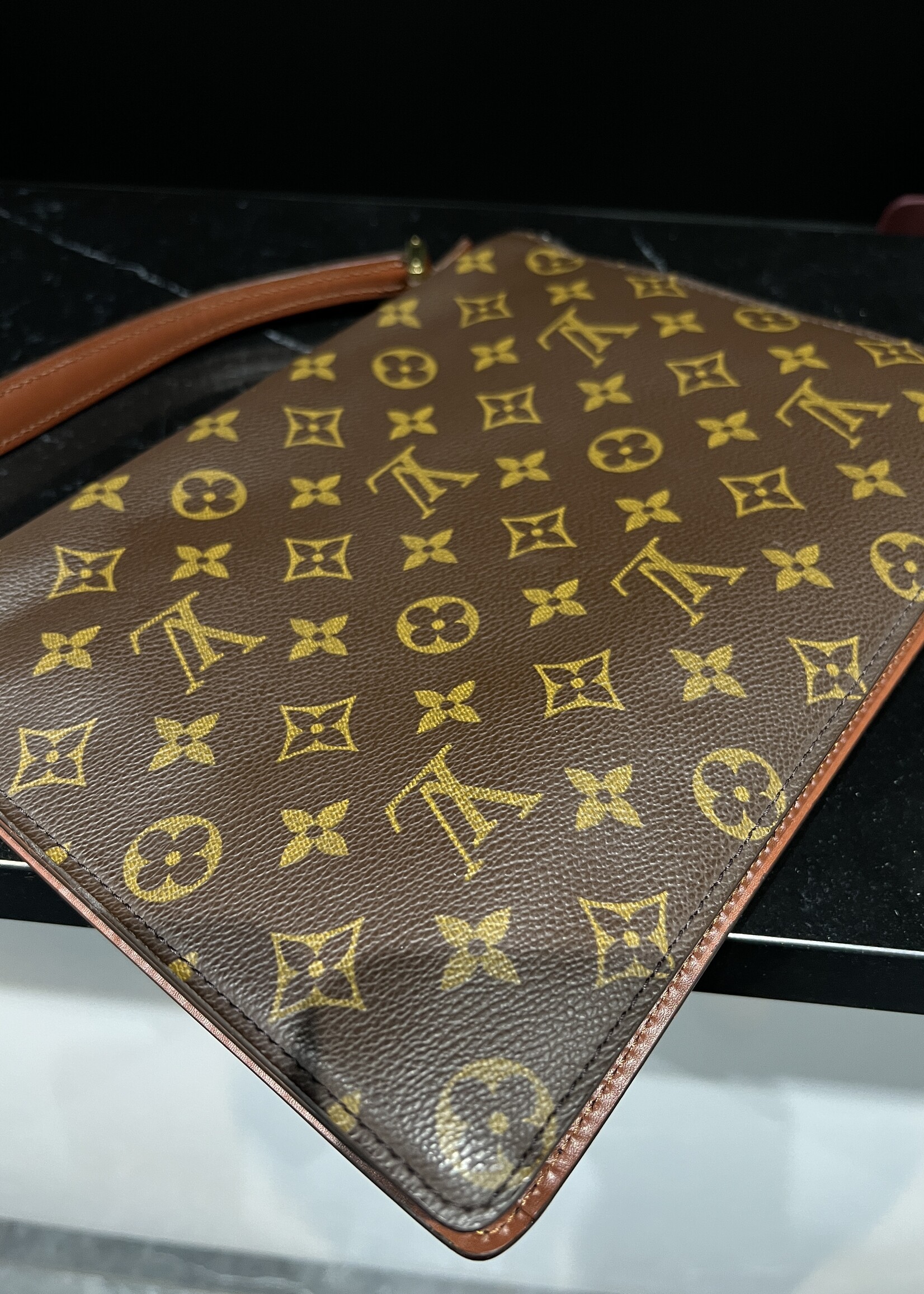 Louis Vuitton Louis Vuitton Concorde