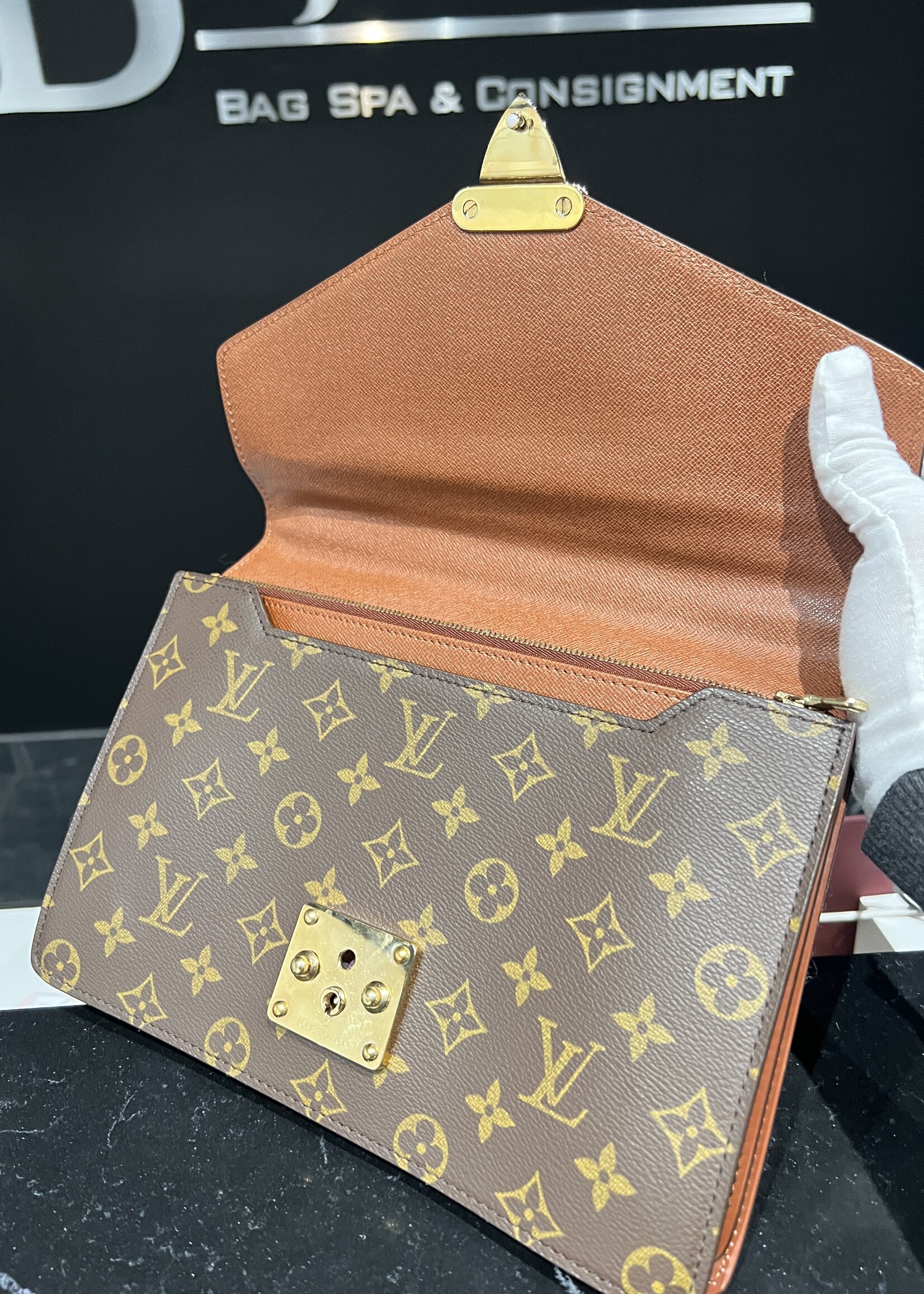 Louis Vuitton Louis Vuitton Concorde