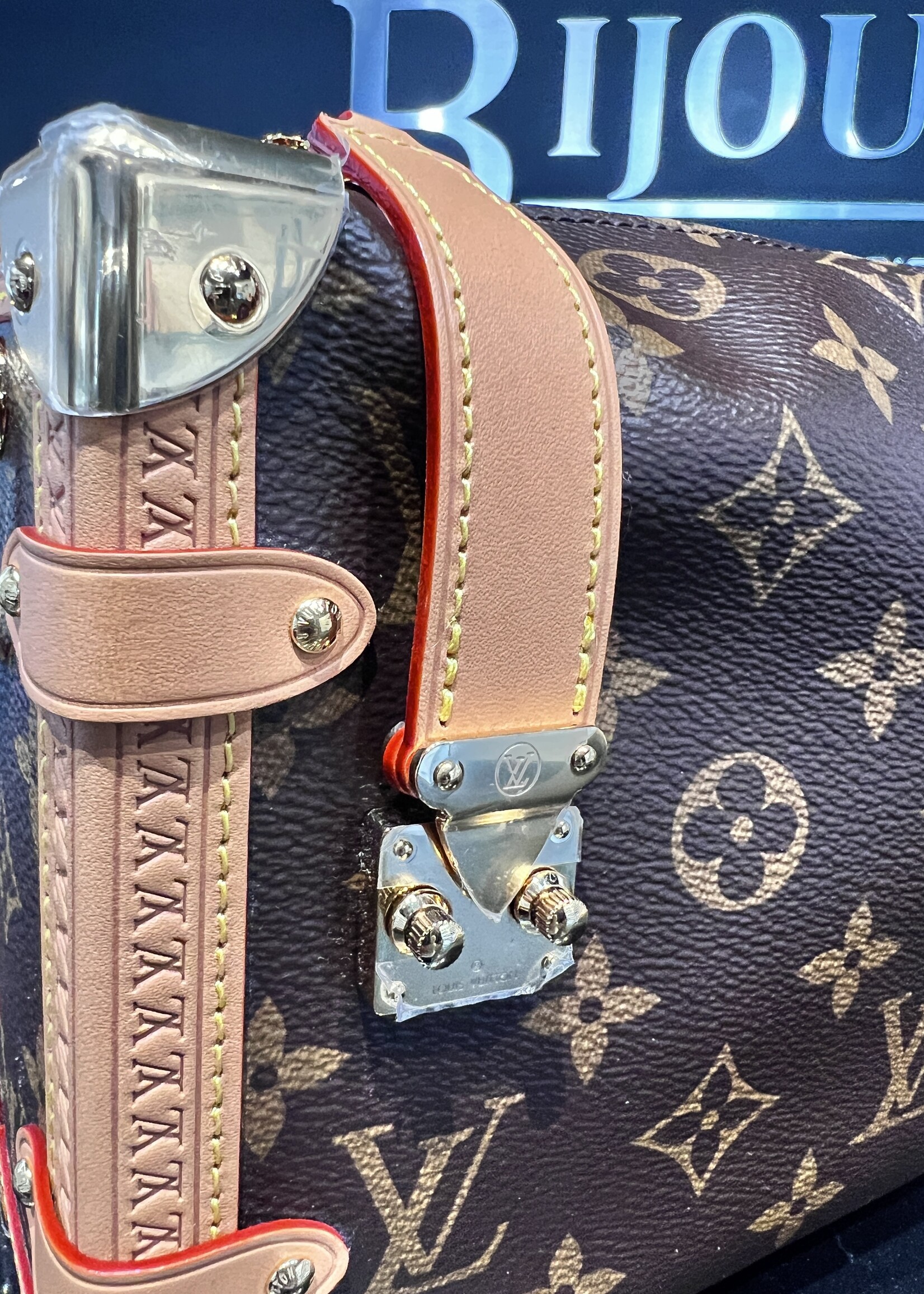 Louis Vuitton Louis Vuitton Side Trunk