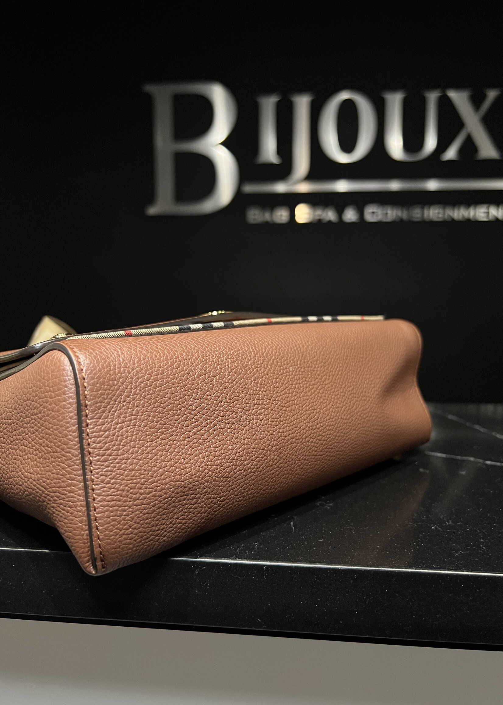 Burberry SOLD - Burberry Note Bag