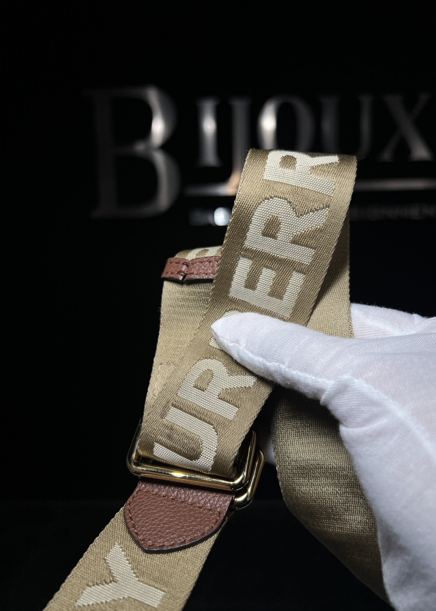 Burberry SOLD - Burberry Note Bag
