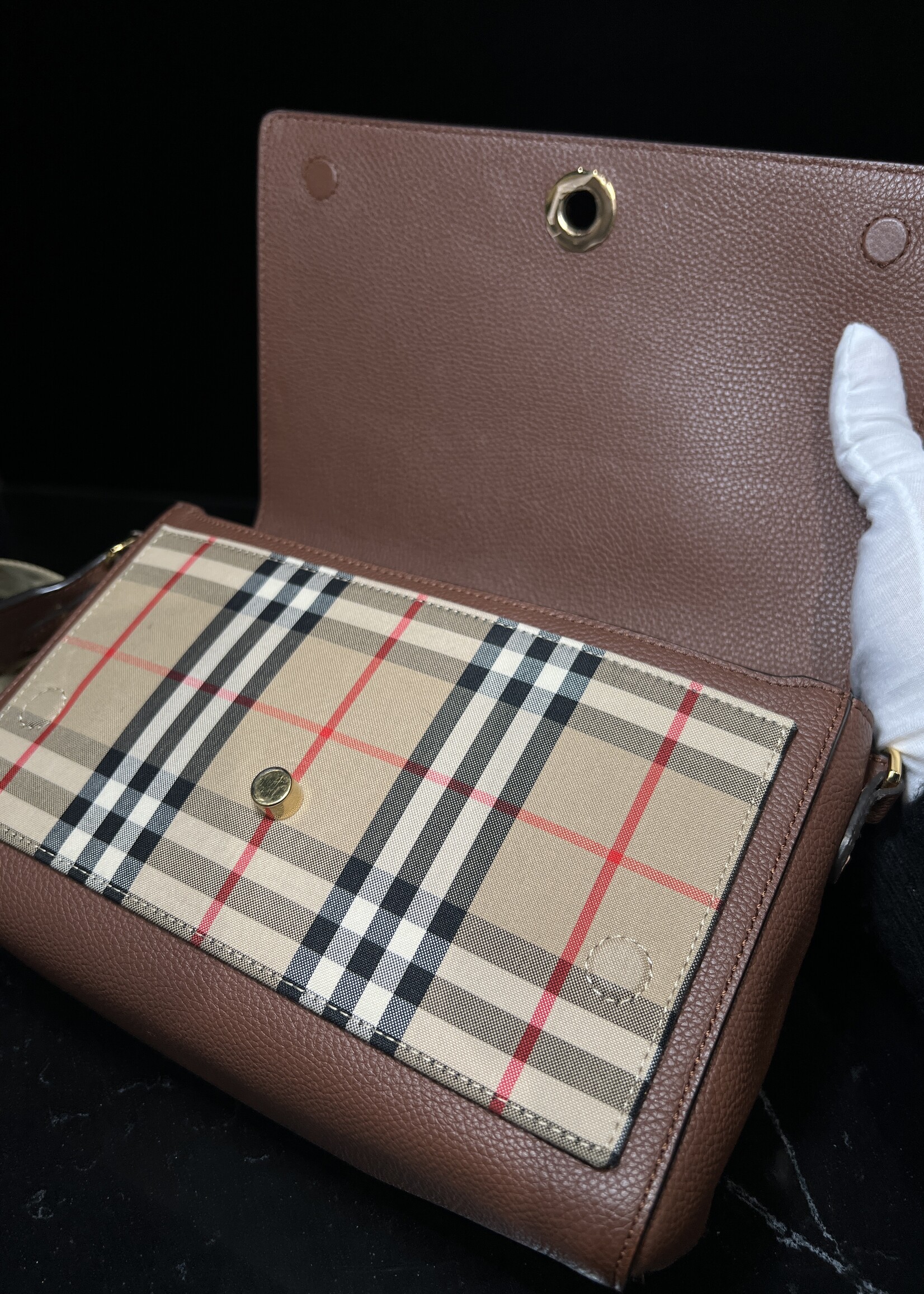 Burberry SOLD - Burberry Note Bag