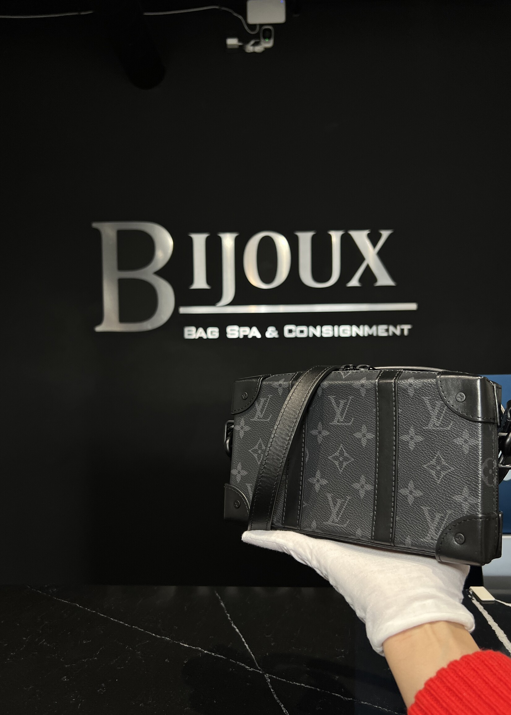 Louis Vuitton Louis Vuitton Eclipse Soft Trunk Wallet