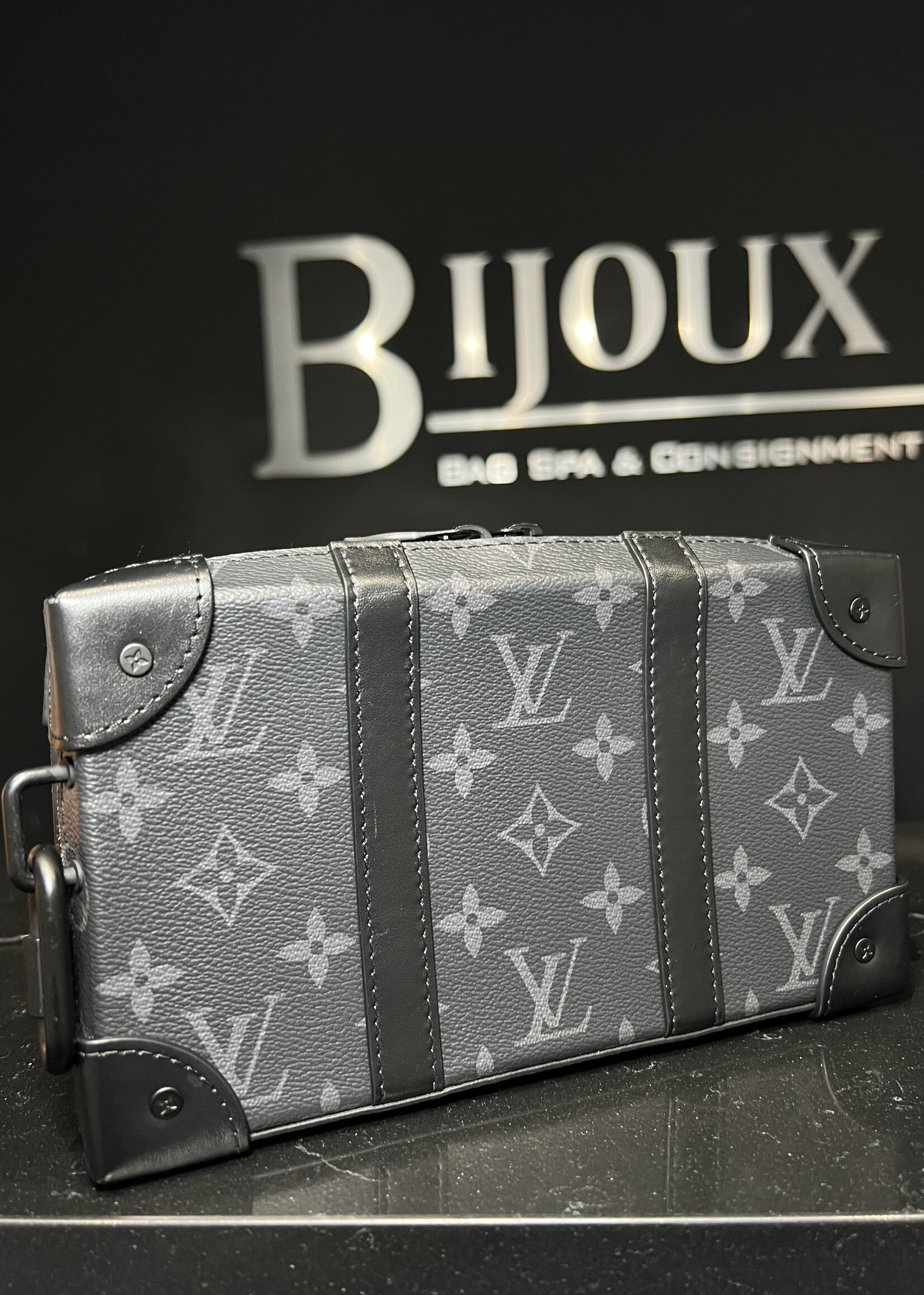 Louis Vuitton Louis Vuitton Eclipse Soft Trunk Wallet