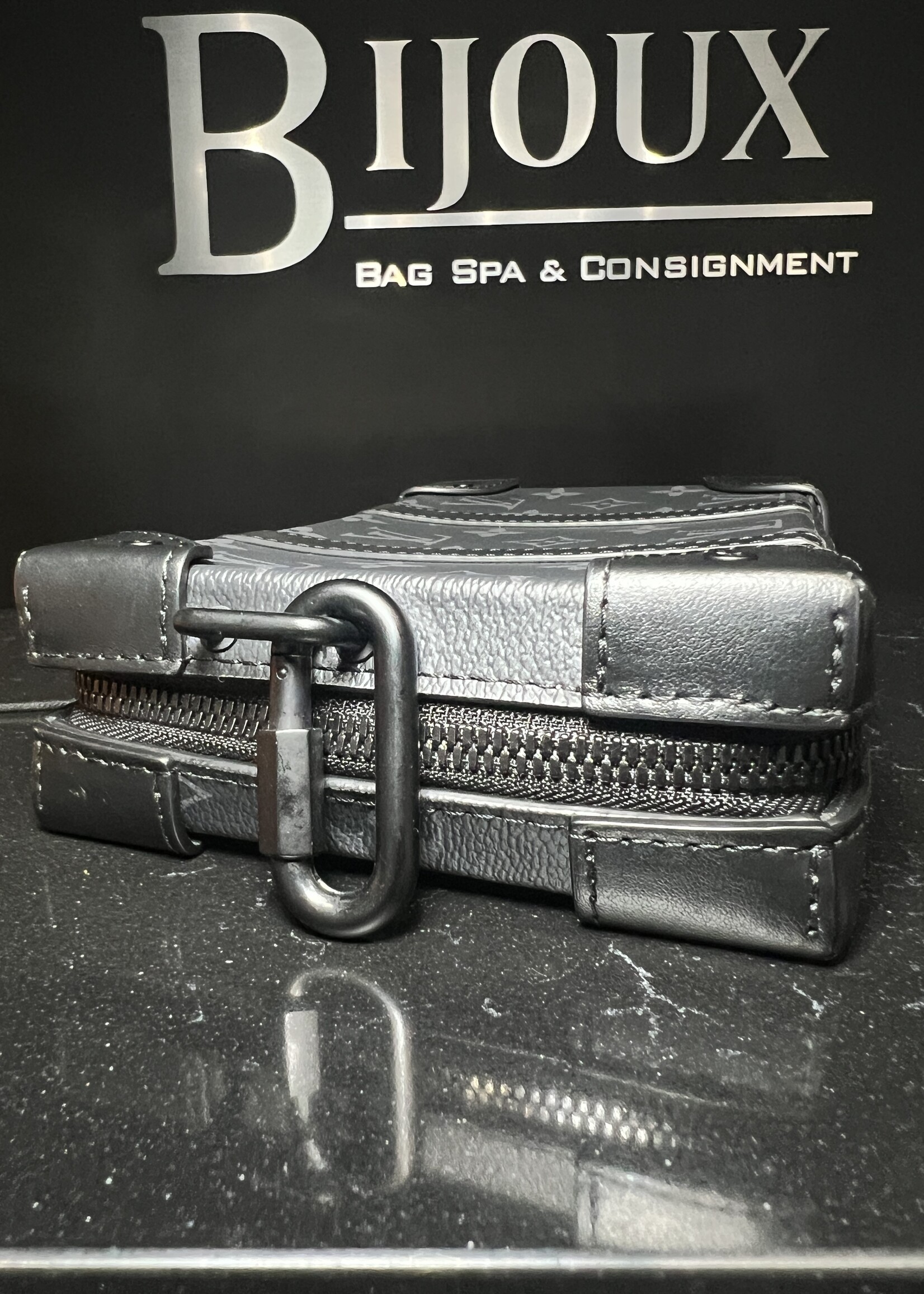 Louis Vuitton Louis Vuitton Eclipse Soft Trunk Wallet