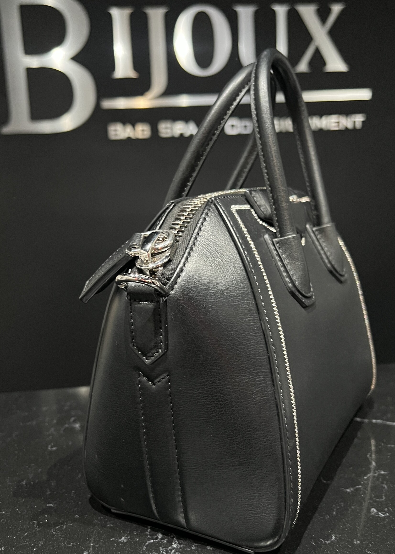 Givenchy SOLD - Mini Givenchy Antigona