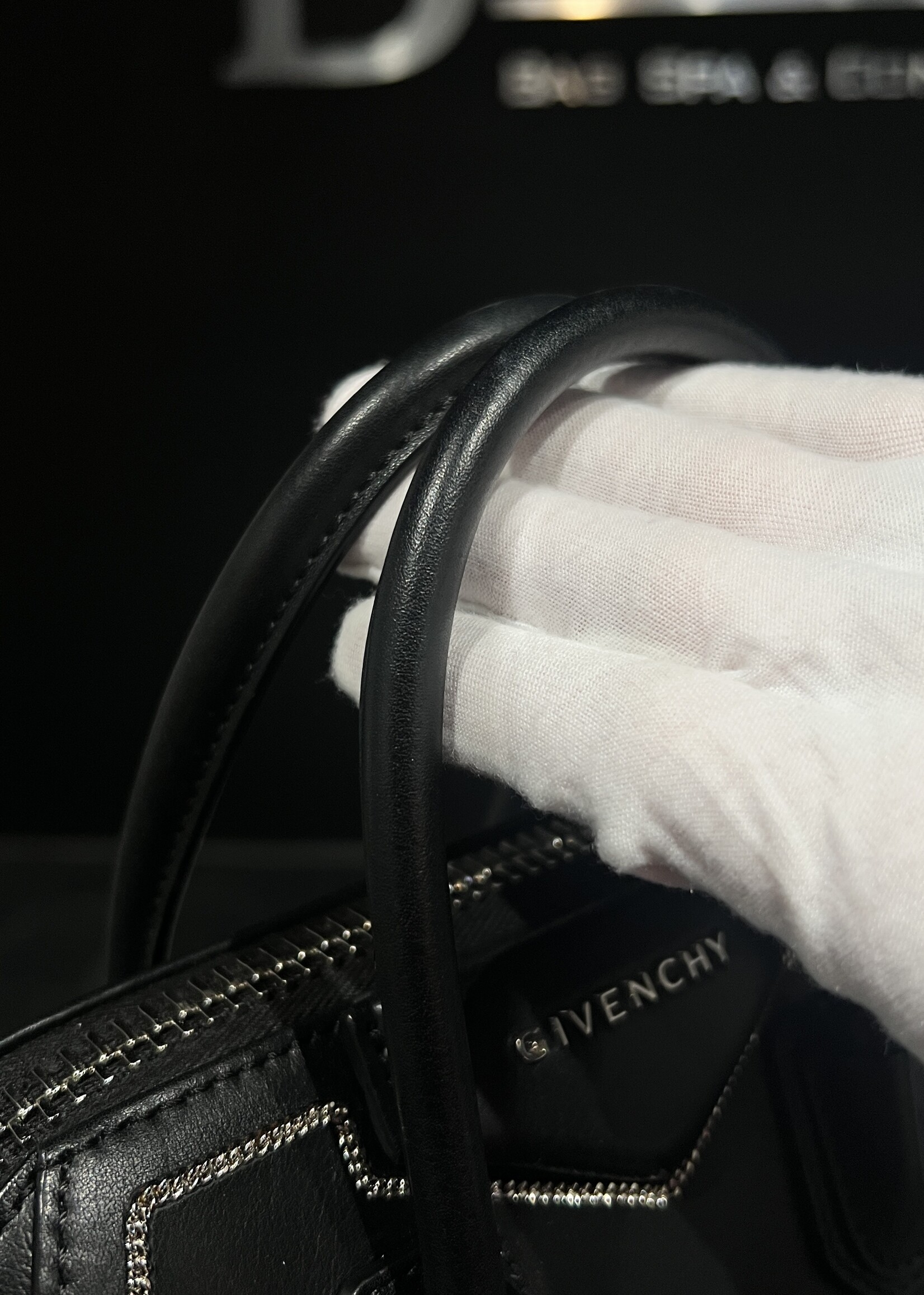 Givenchy Mini Givenchy Antigona