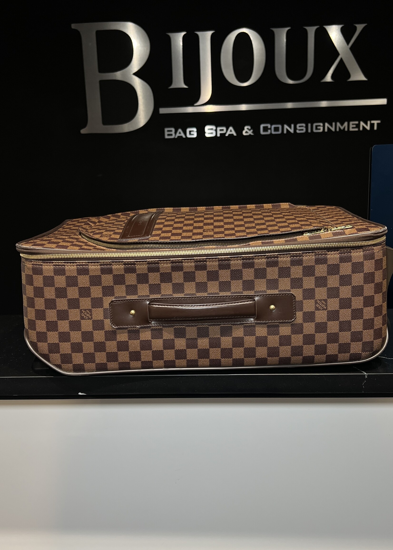 Louis Vuitton Louis Vuitton Pegases 55 Damier Ebene