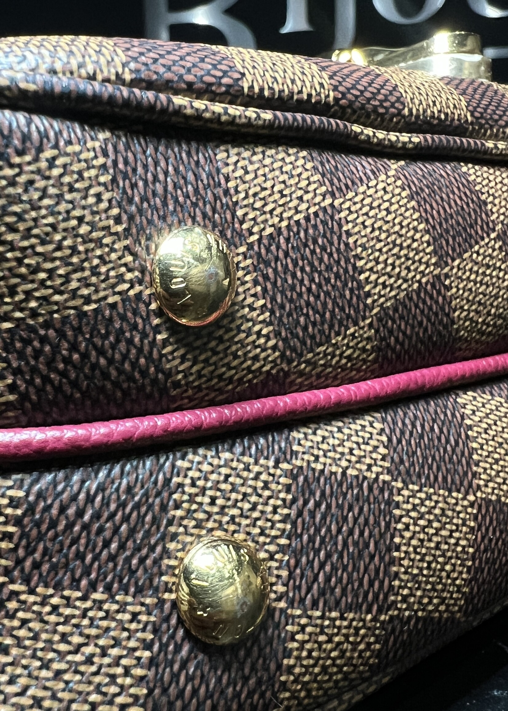 Louis Vuitton Louis Vuitton Clapton Burgundy