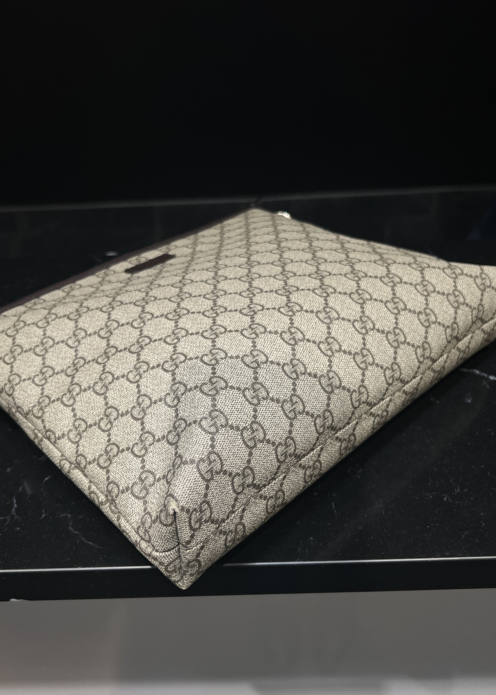 Gucci Gucci GG Supreme Canvas Messenger