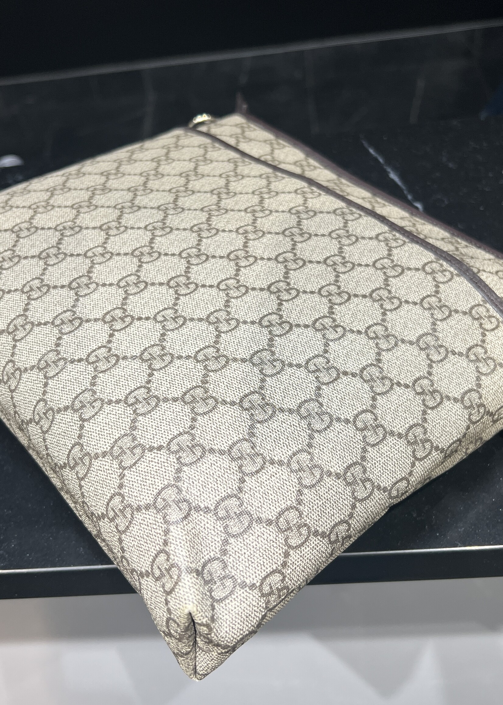 Gucci SOLD - Gucci GG Supreme Canvas Messenger