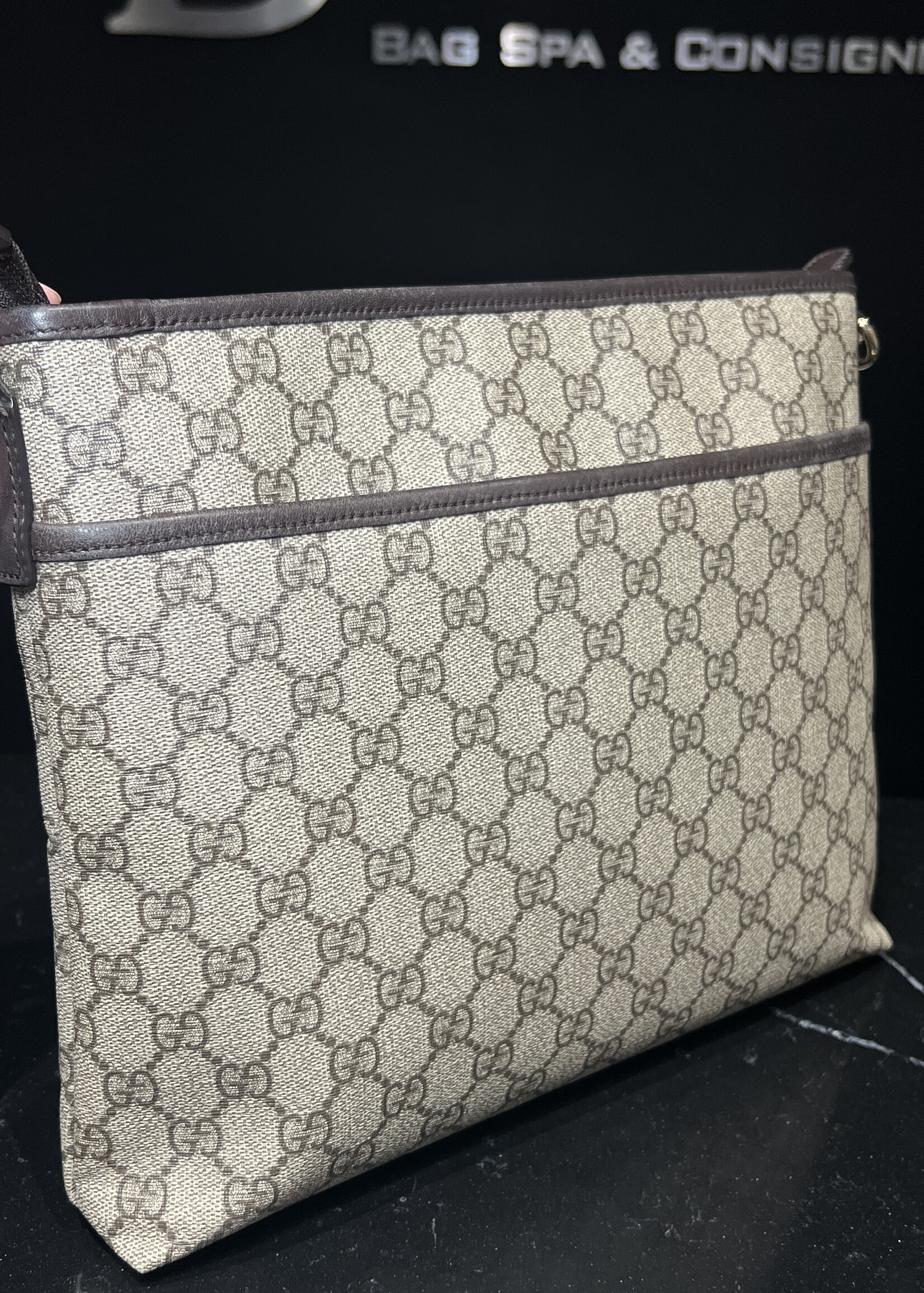 Gucci Gucci GG Supreme Canvas Messenger