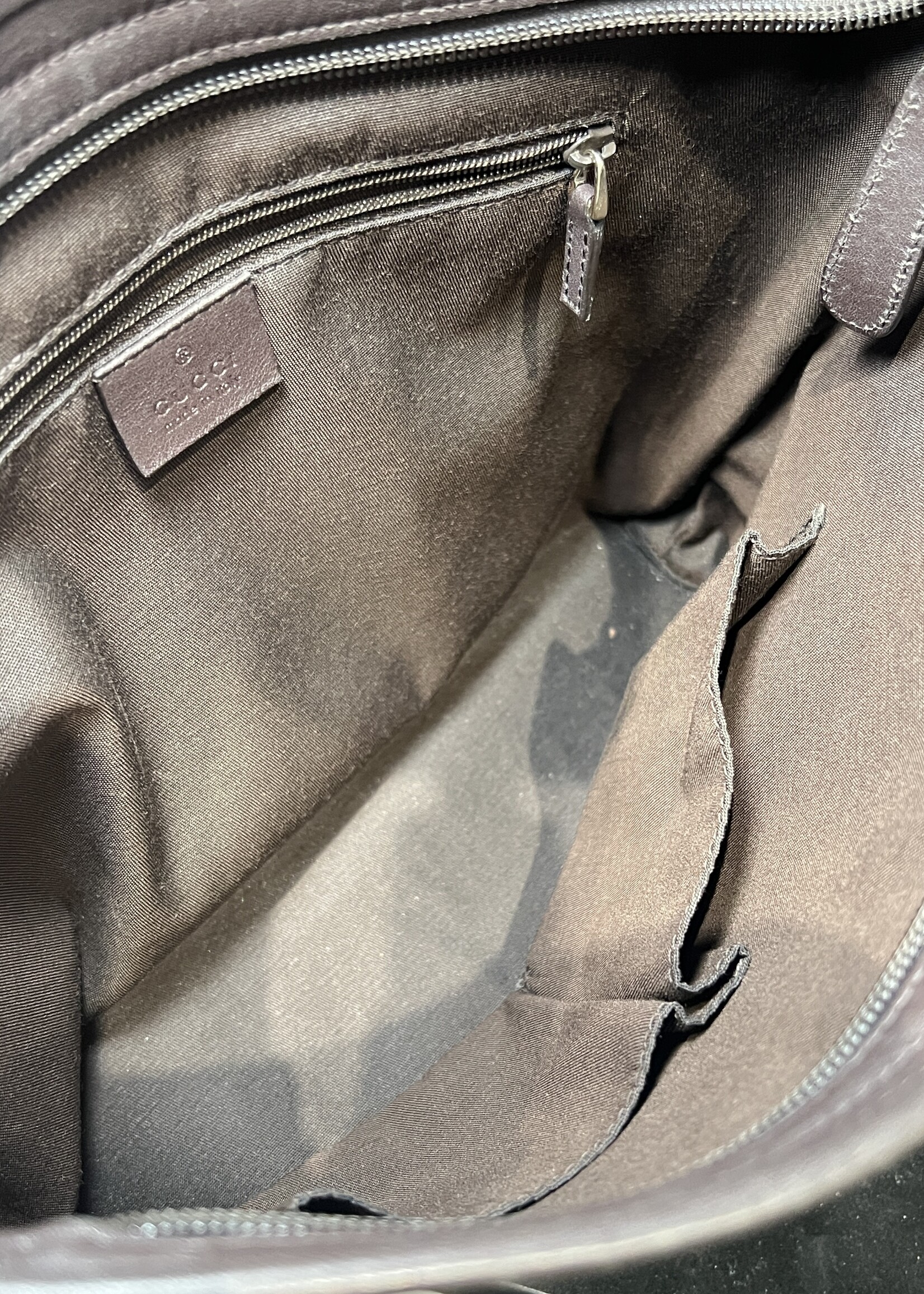 Gucci Gucci GG Supreme Canvas Messenger