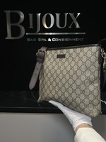 Gucci SOLD - Gucci GG Supreme Canvas Messenger