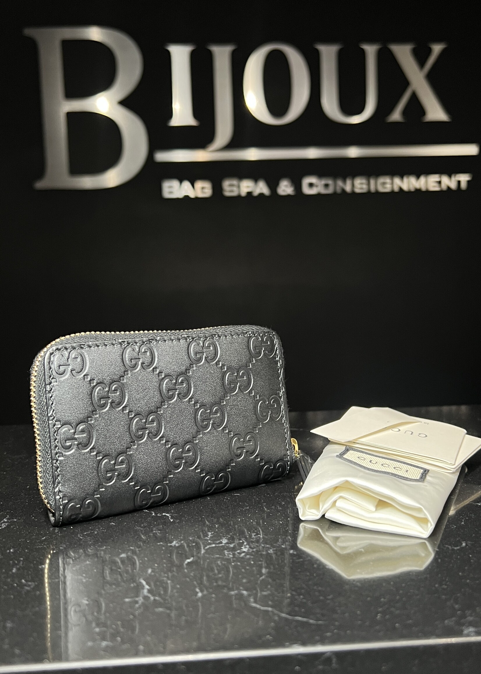 Gucci Gucci Guccissima Zip Around Wallet