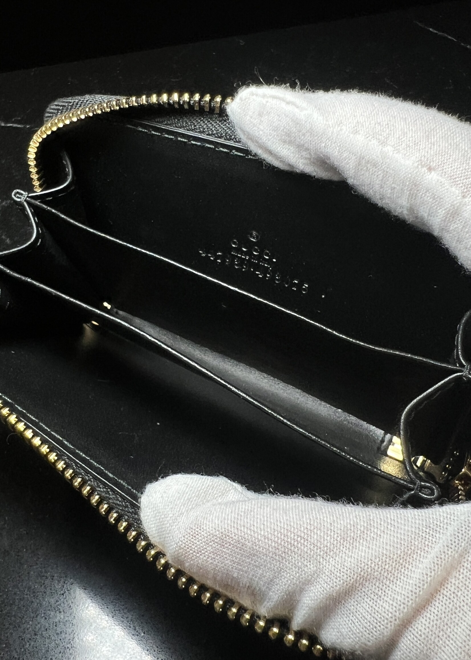 Gucci SOLD - Gucci Guccissima Zip Around Wallet