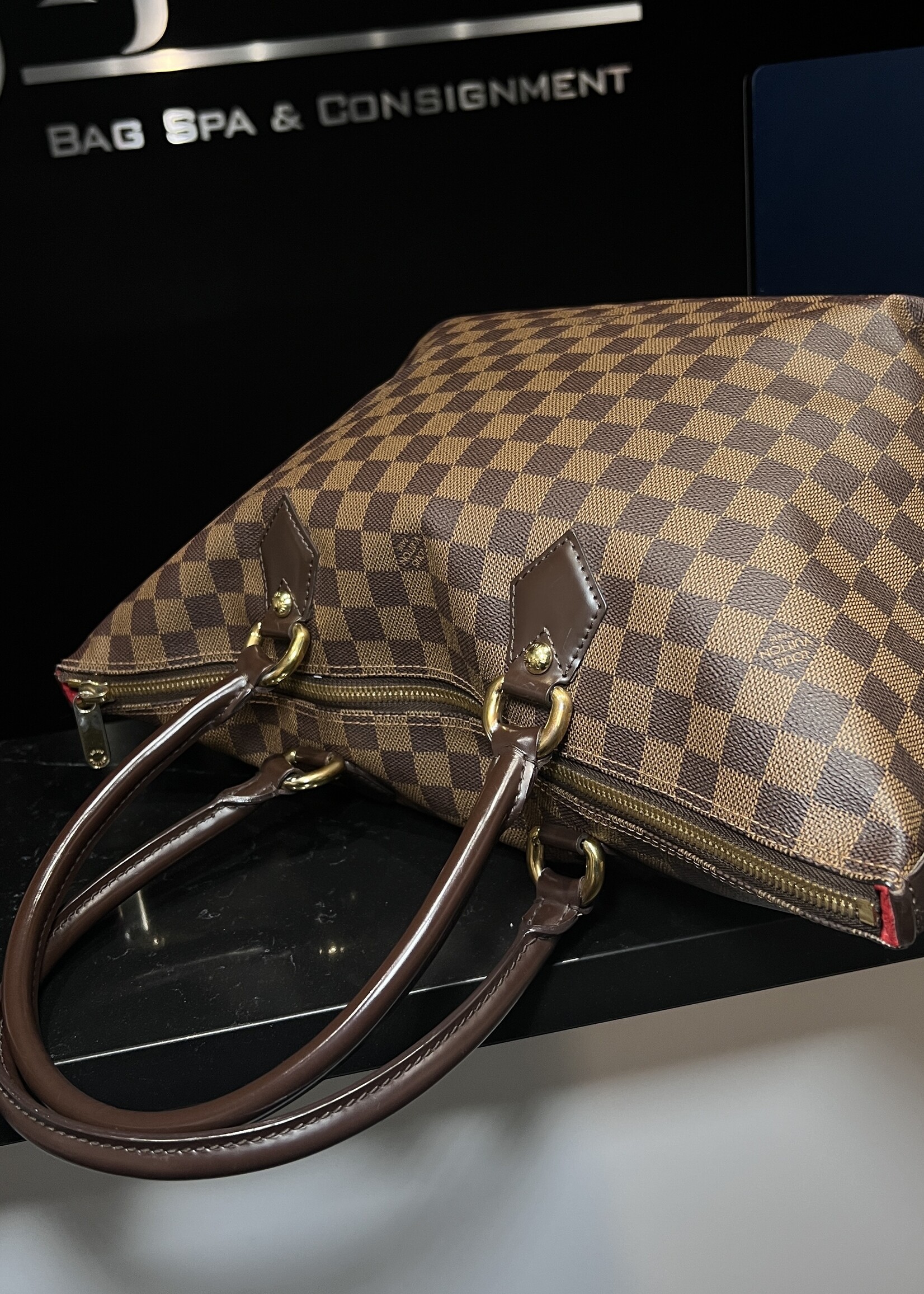 Louis Vuitton SOLD- Louis Vuitton Damier Ebene Saleya MM