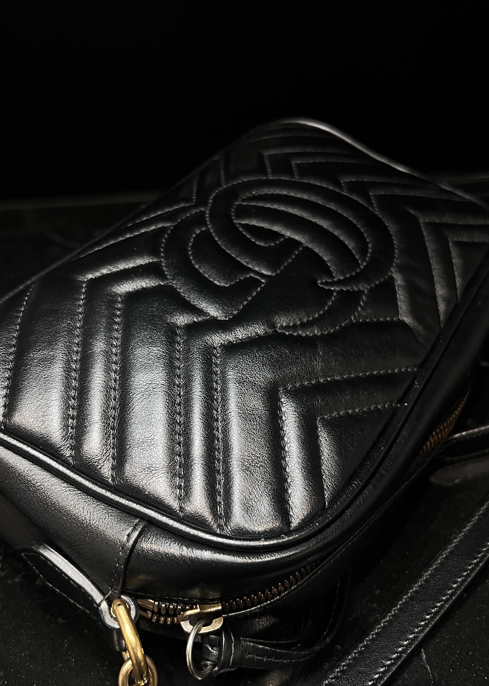 Gucci Gucci Marmont Crossbody