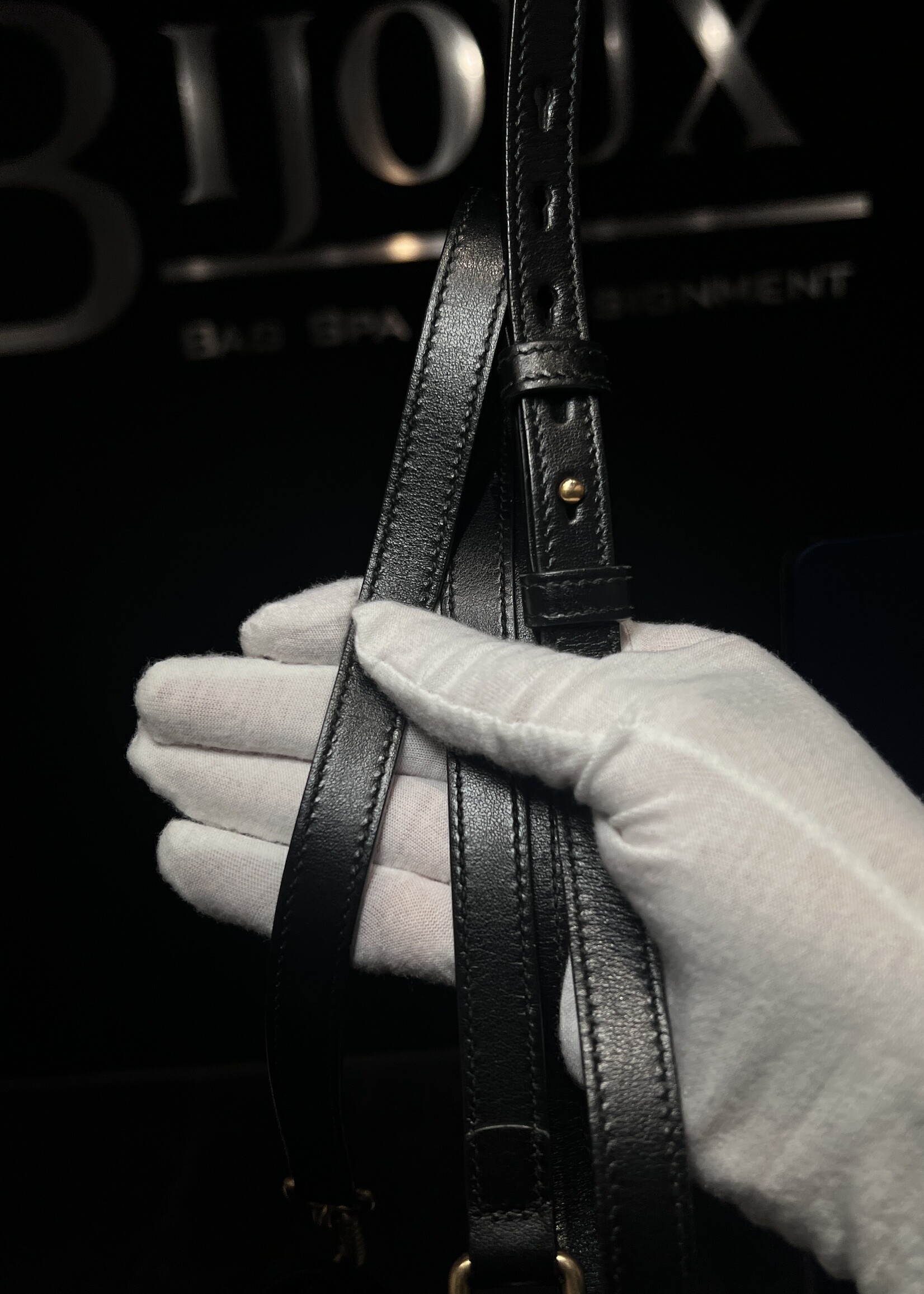 Gucci Gucci Marmont Crossbody