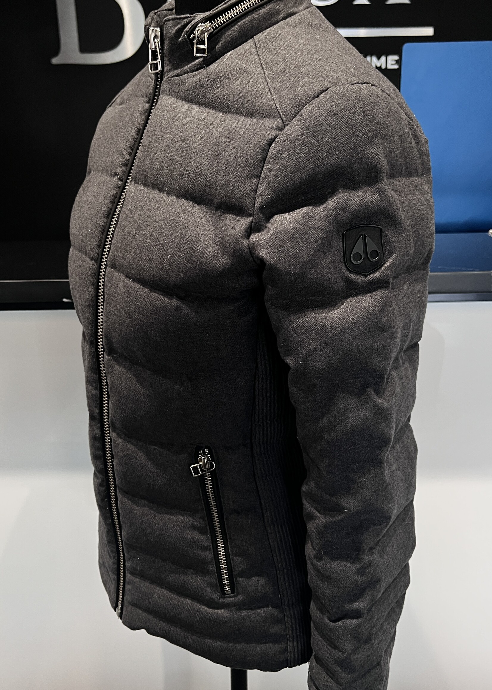 Moose Knuckle Grey Puffer Jacket  S