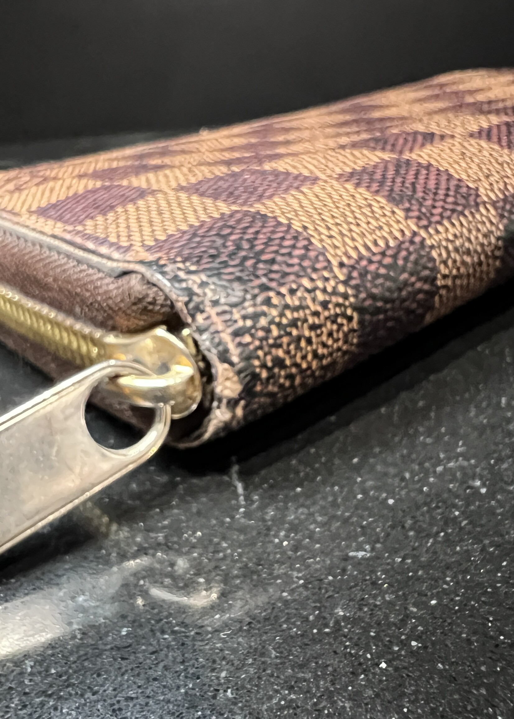 Louis Vuitton Louis Vuitton Damier Ebene Zippy  Wallet