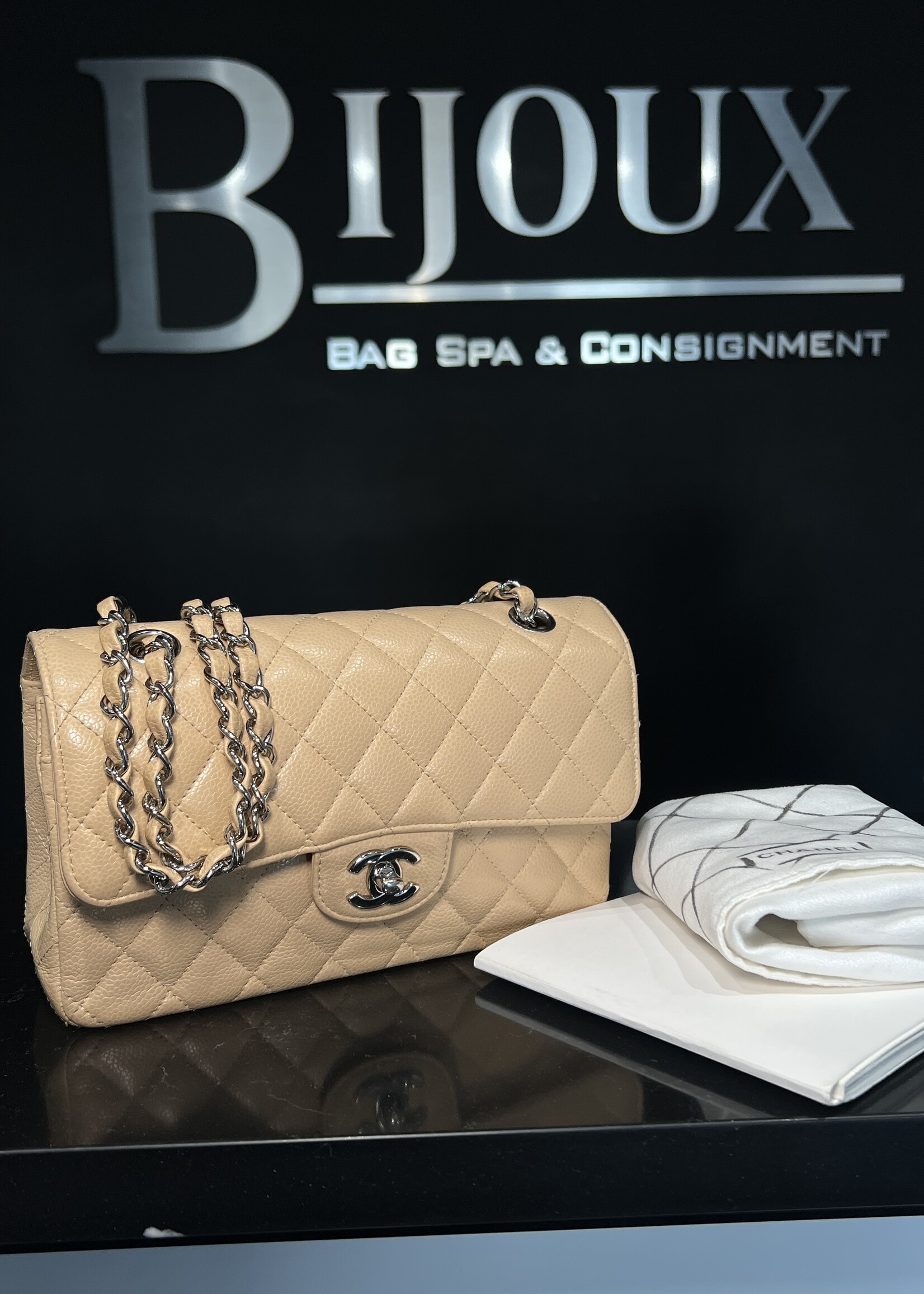 Chanel Chanel Classic Small Double Flap Beige