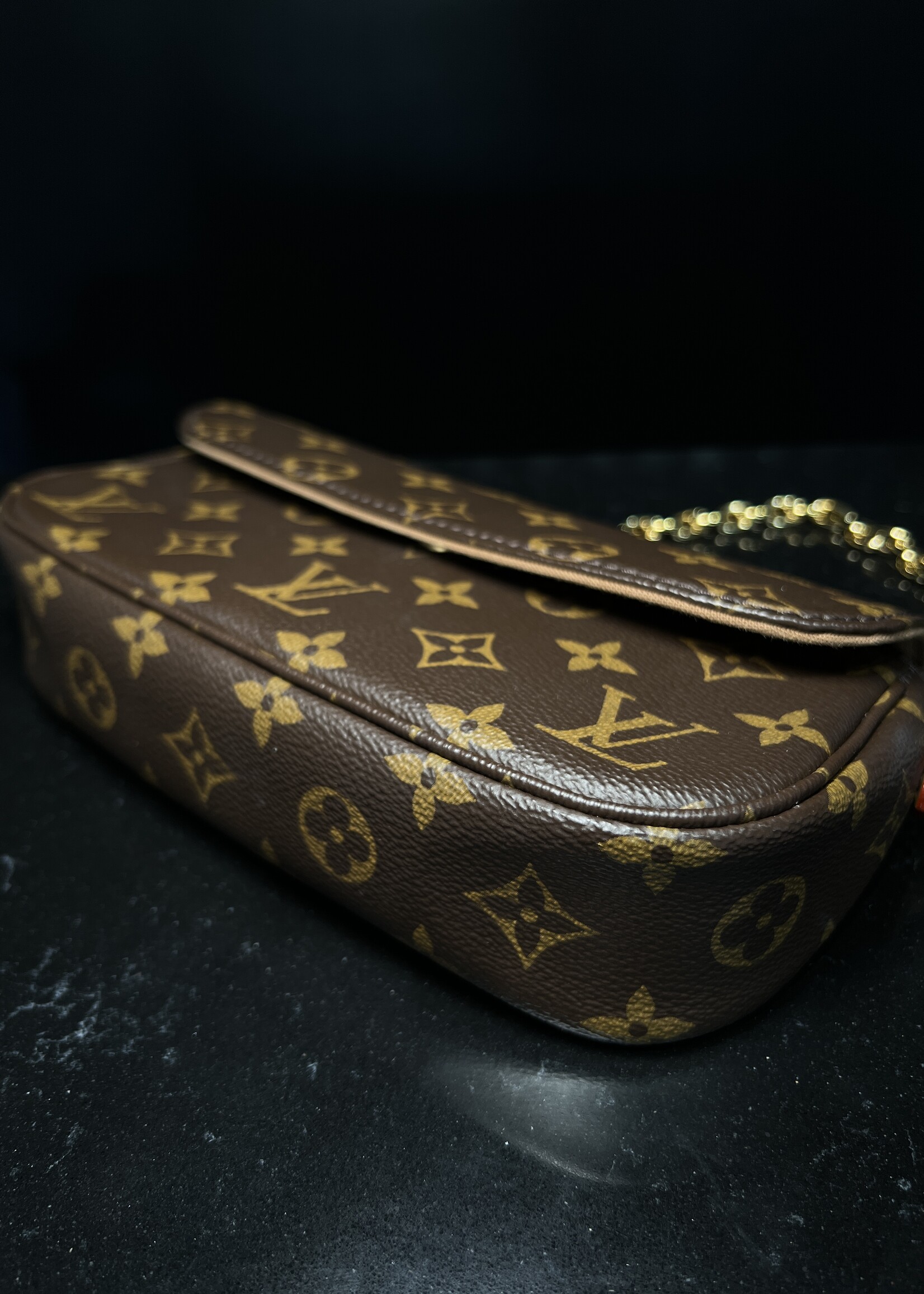 Louis Vuitton SOLD - Louis Vuitton Ivy Monogram WOC
