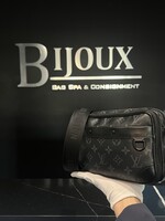 Louis Vuitton SOLD - Louis Vuitton Alpha Messenger Graphite