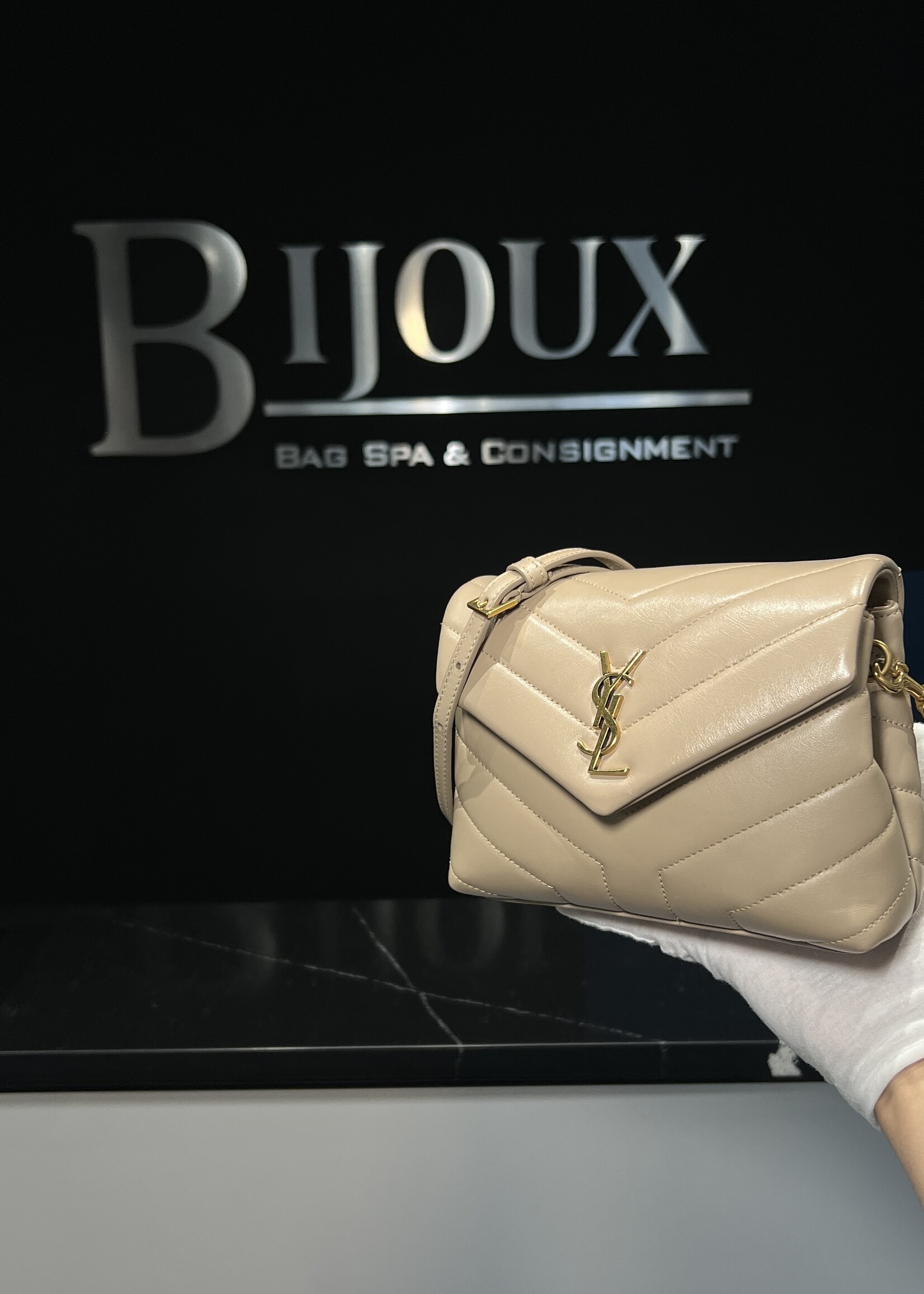 Saint Laurent SOLD - Saint Laurent Toy Lou Lou Beige