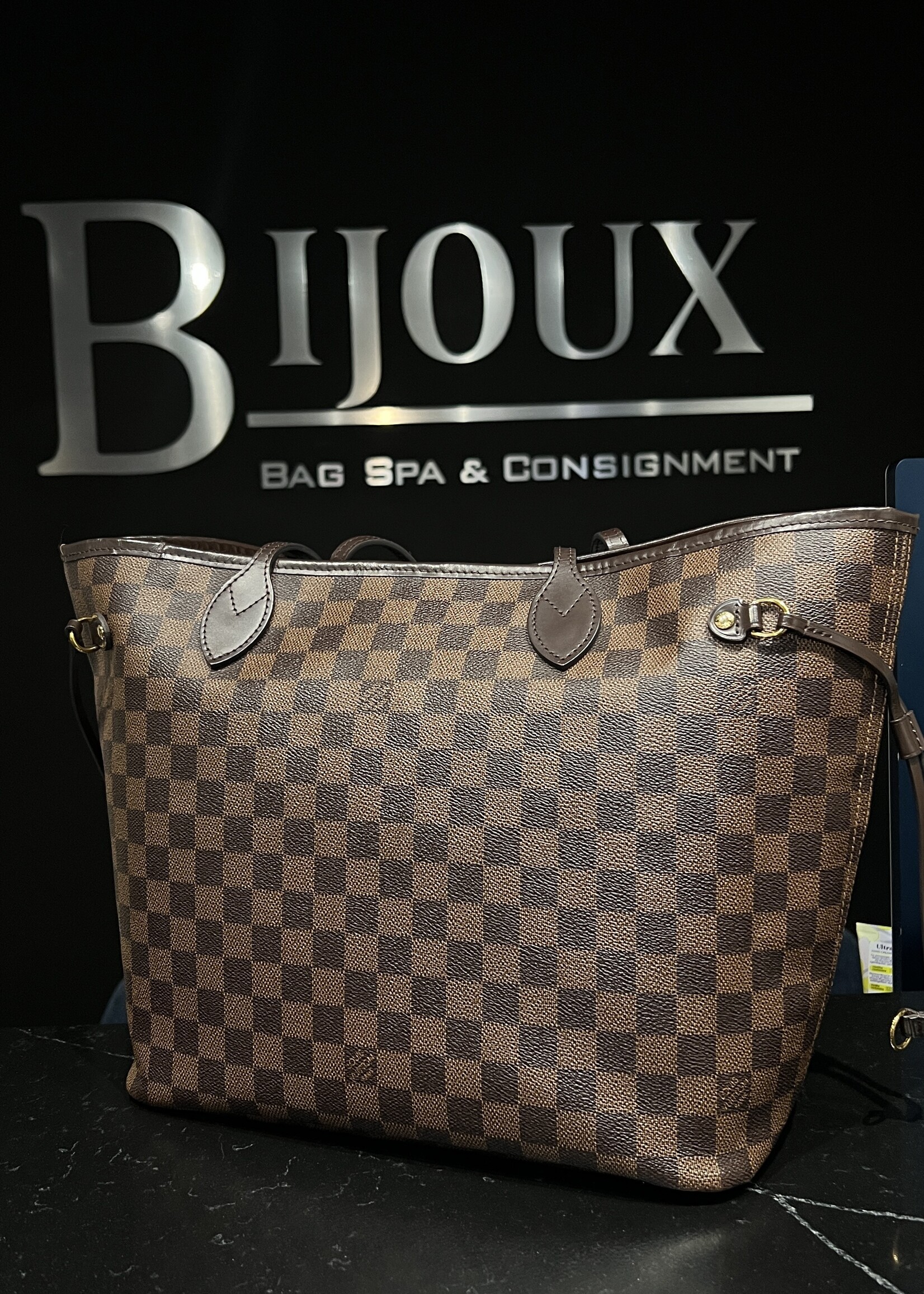 Louis Vuitton SOLD- Louis Vuitton Damier Ebene Neverfull MM