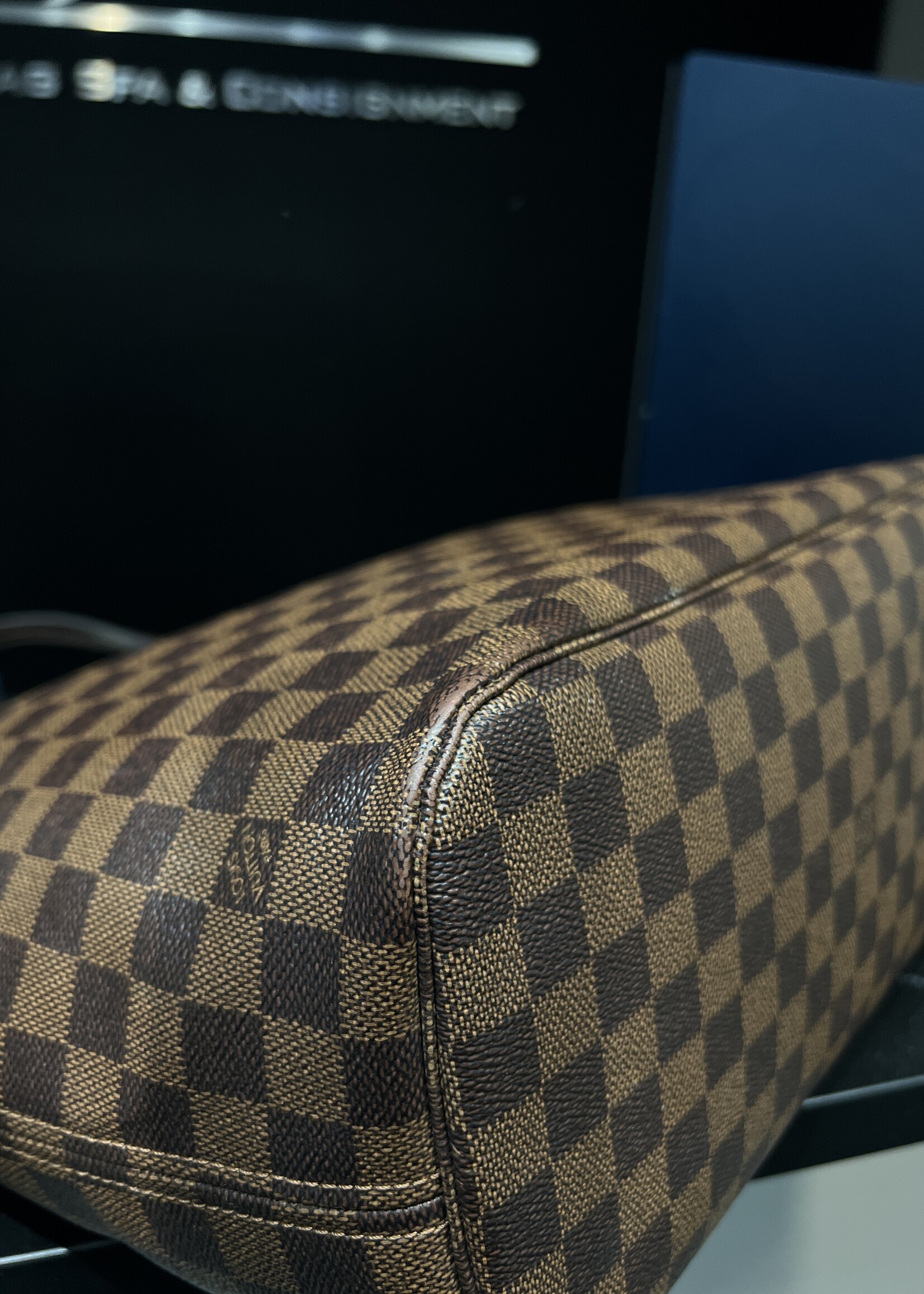 Louis Vuitton SOLD- Louis Vuitton Damier Ebene Neverfull MM