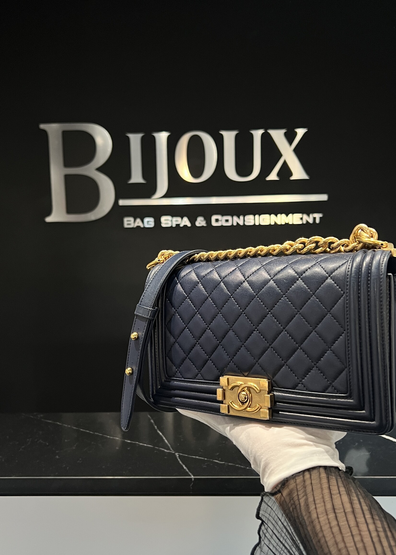 Chanel Chanel Old Medium Navy Boy Bag