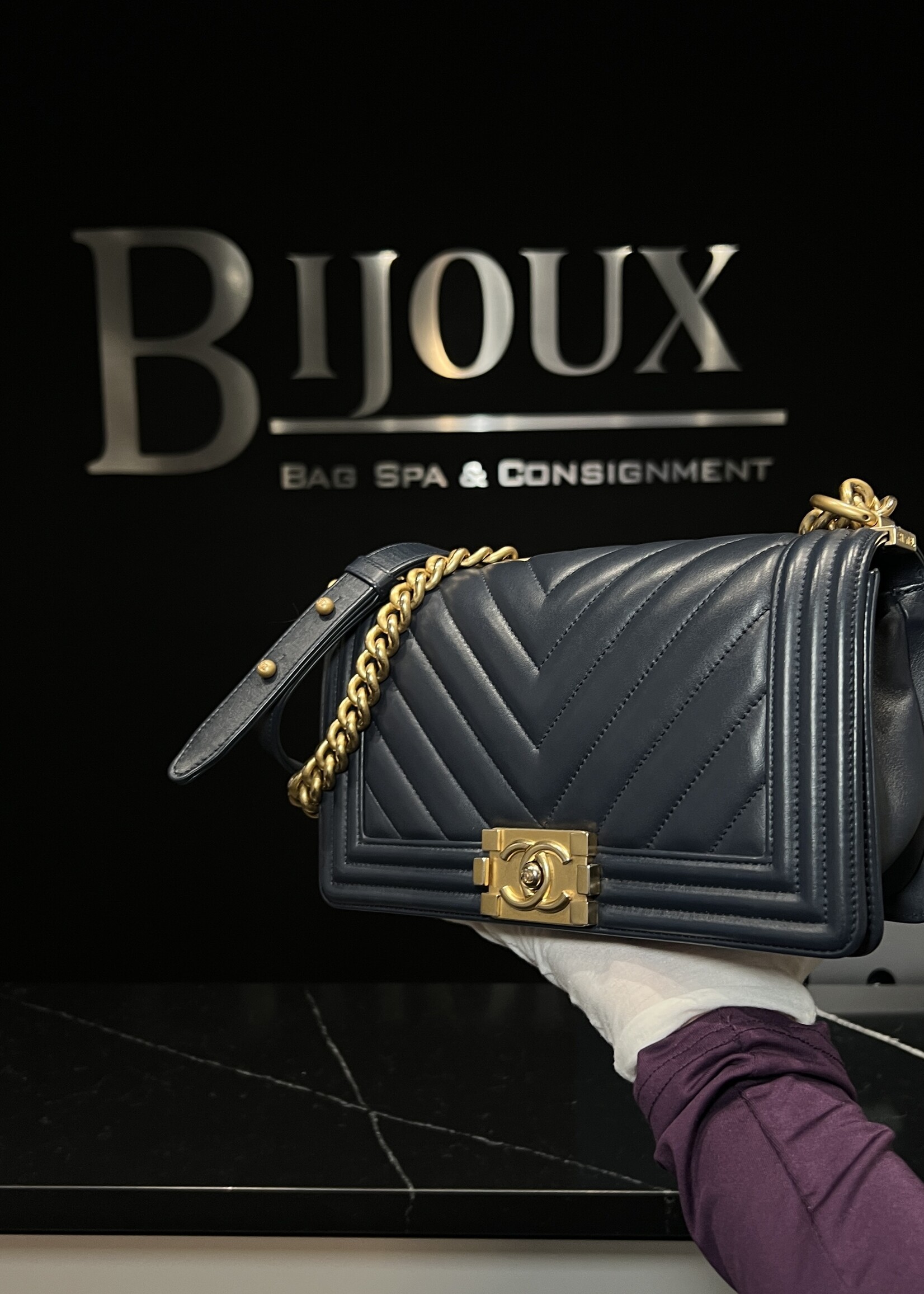 Chanel Chanel Old Medium Chevron Boy Navy