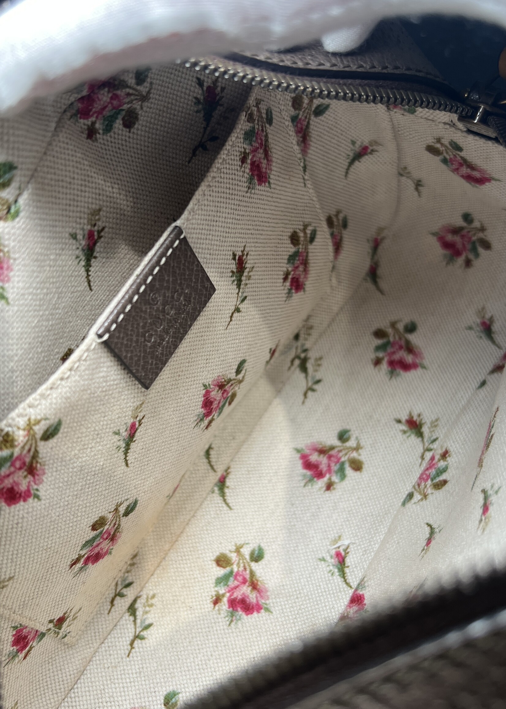 Gucci Gucci Neo GG Messenger